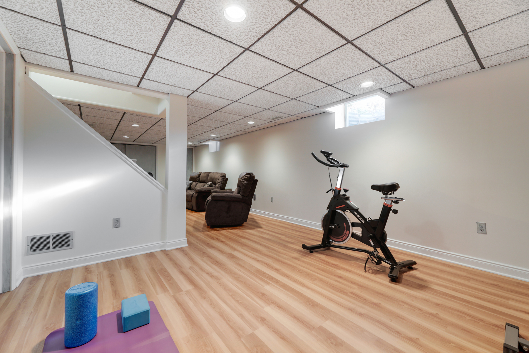 28 Morris Avenue, Unit V9