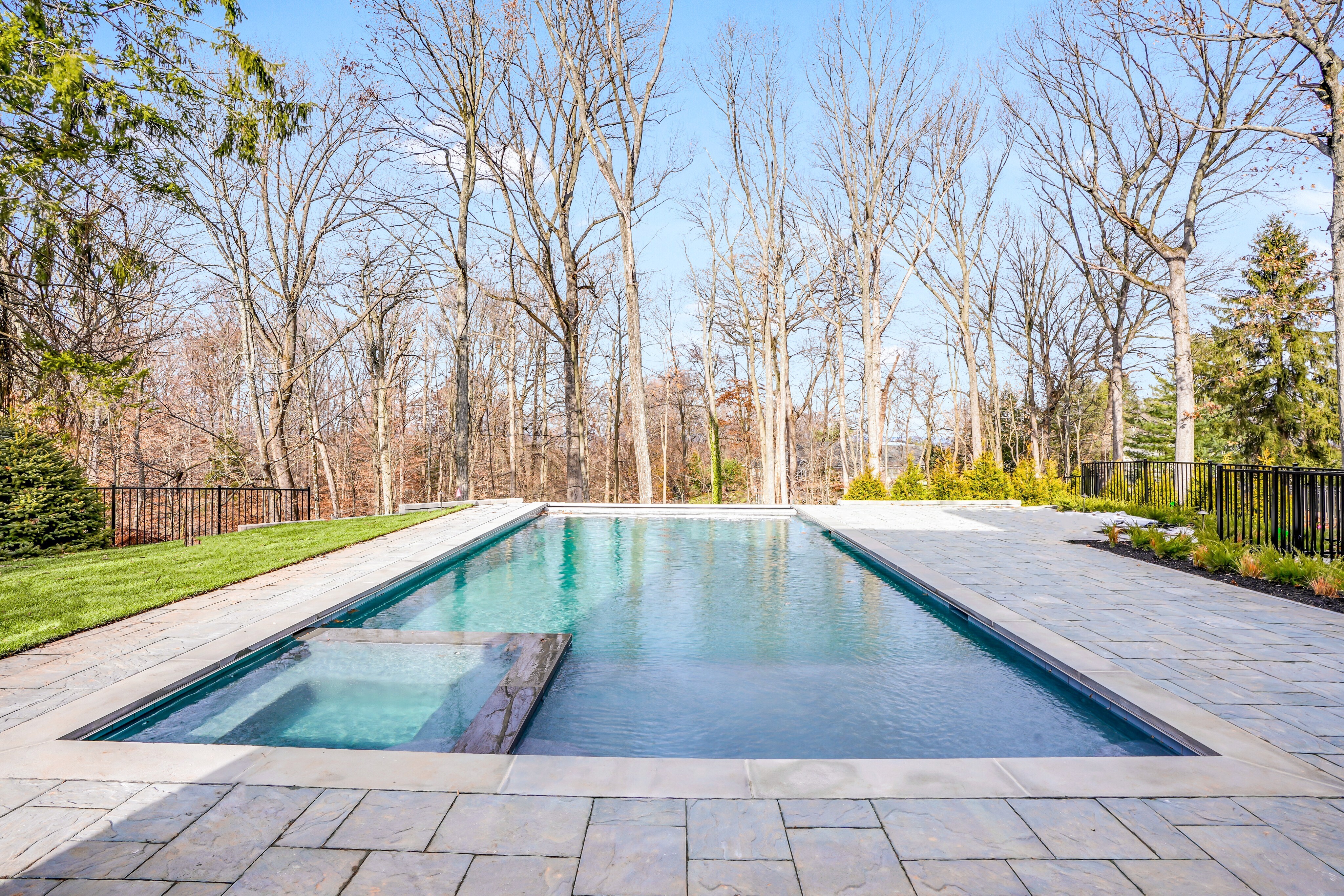 286 Hartshorn Drive
