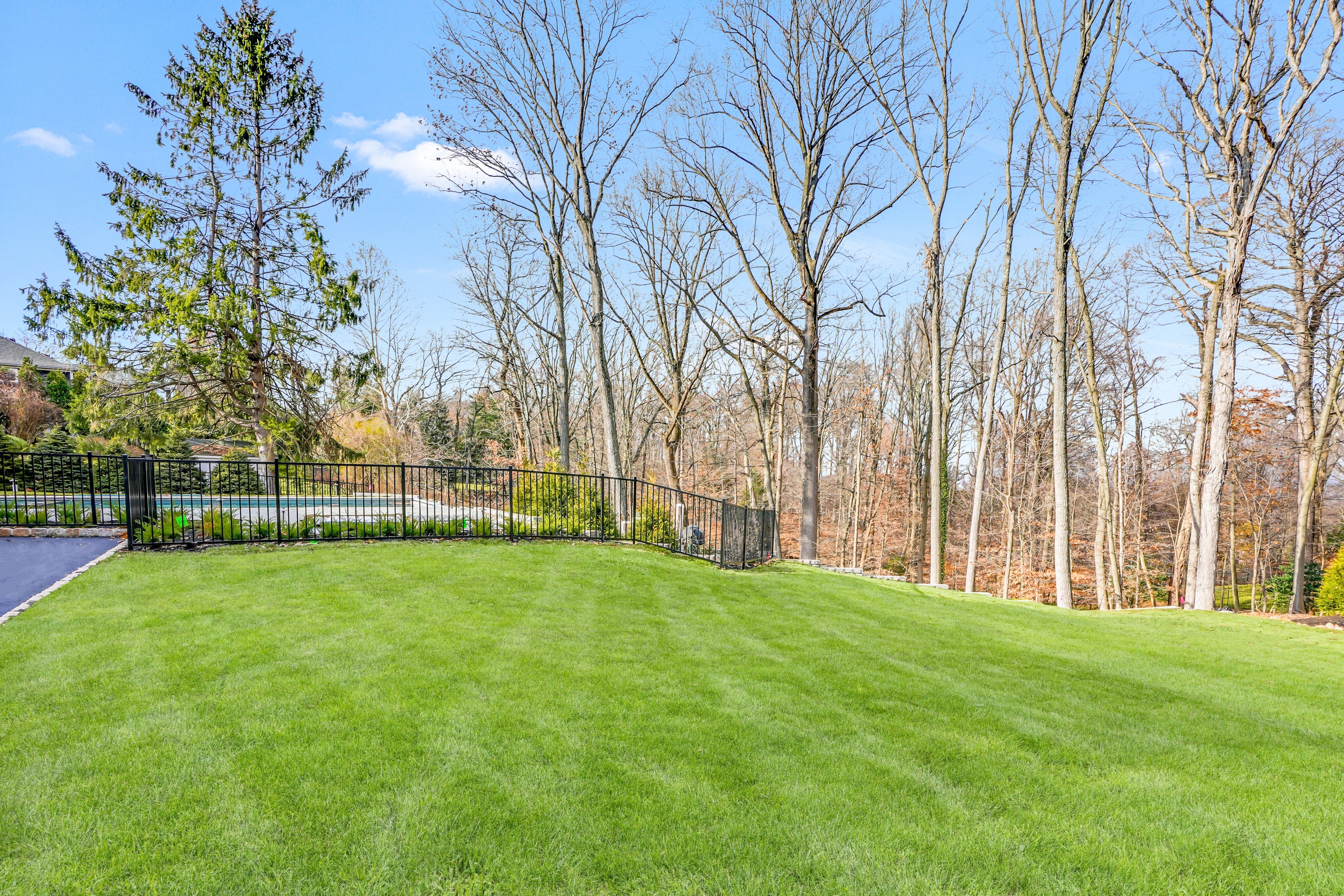 286 Hartshorn Drive