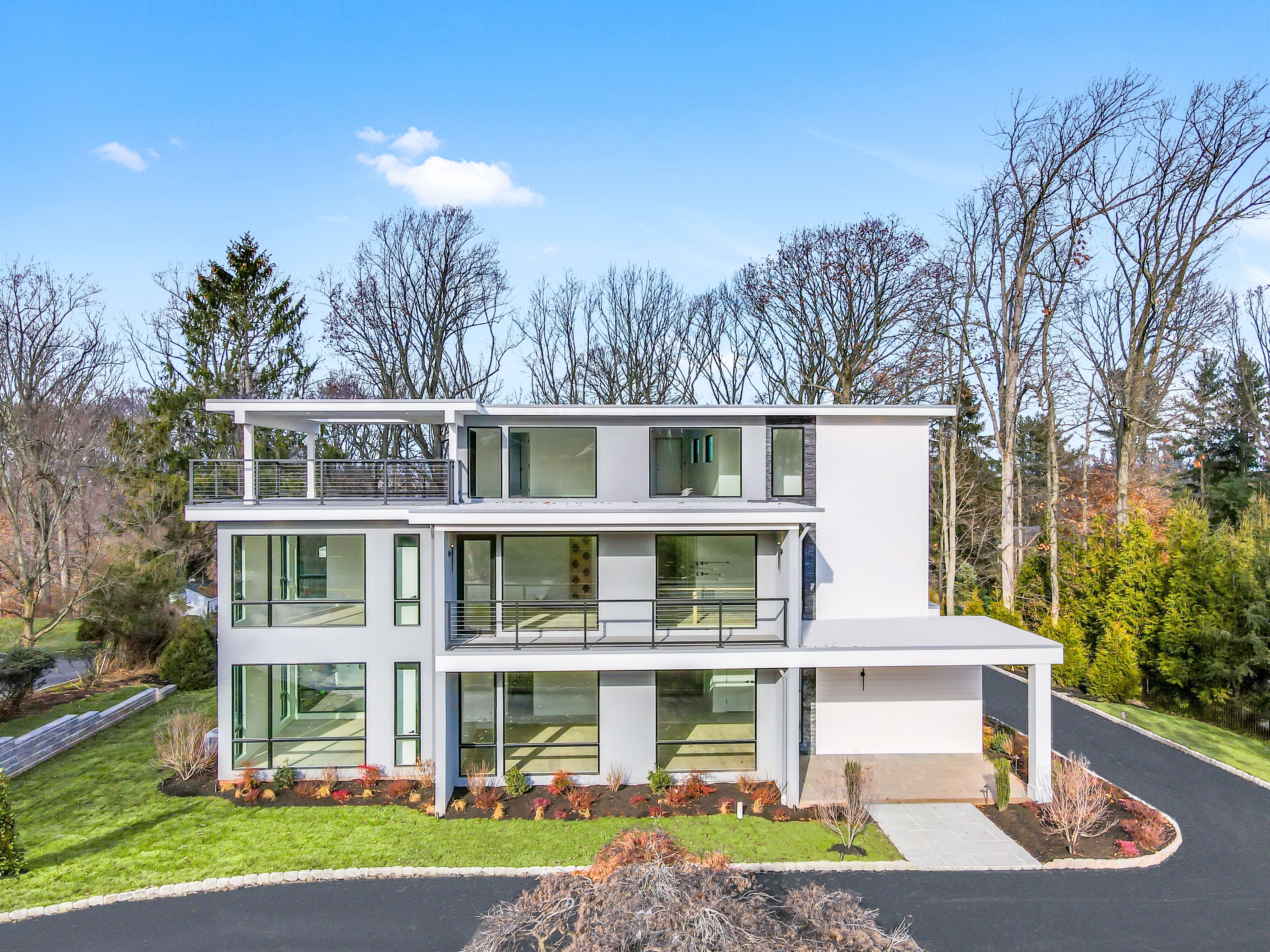 286 Hartshorn Drive