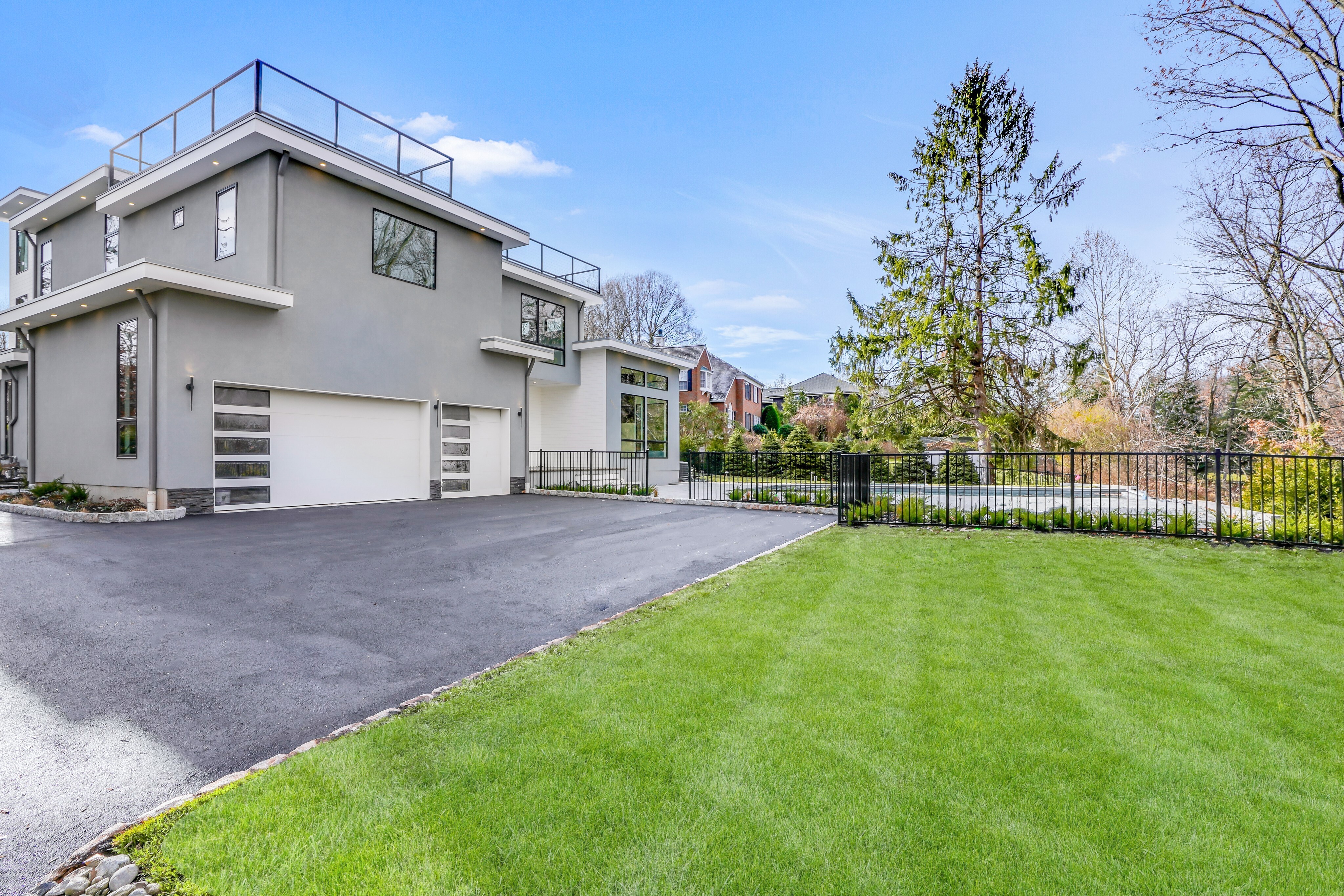 286 Hartshorn Drive