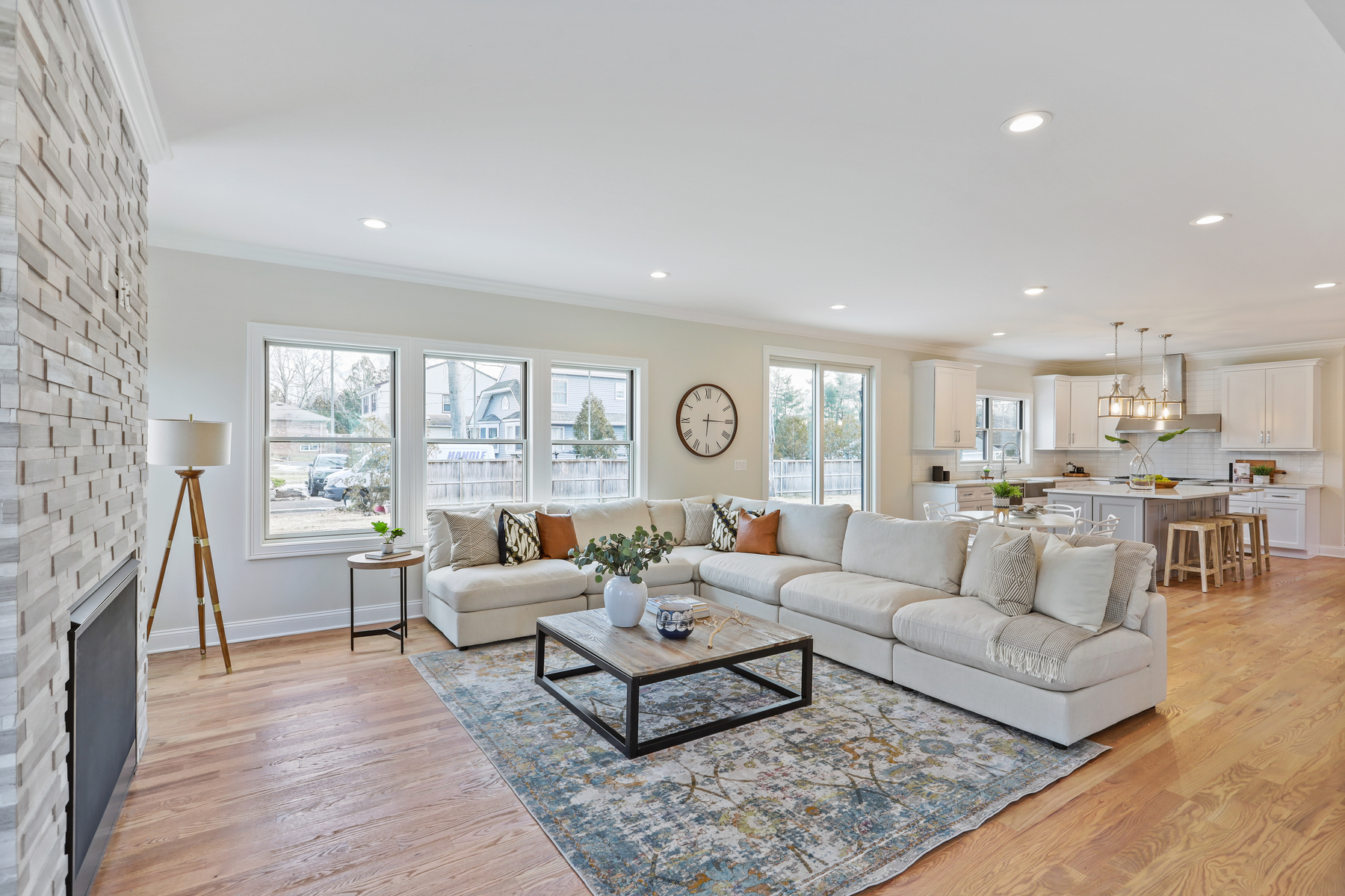 8 Salt Brook Road