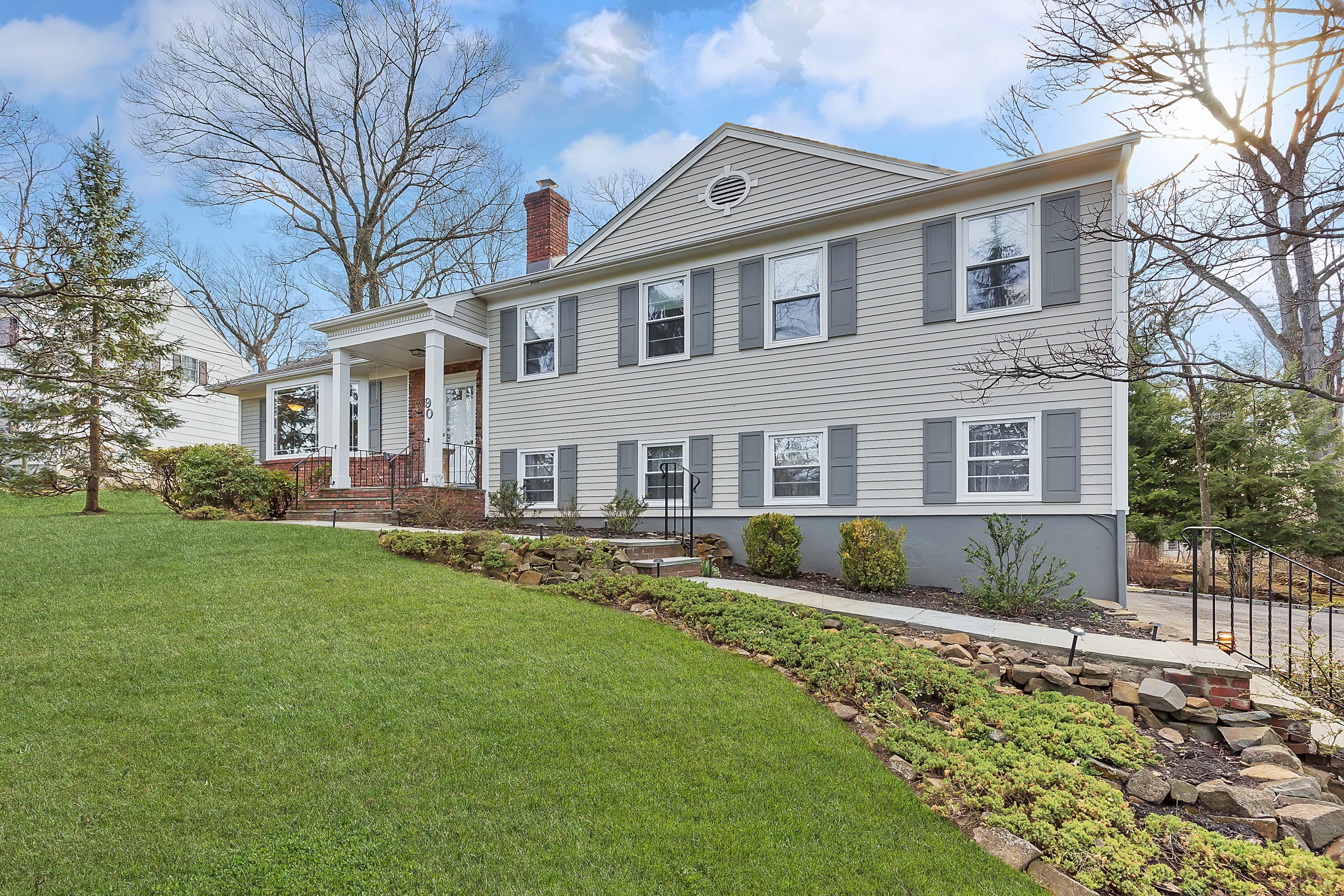90 Roland Road