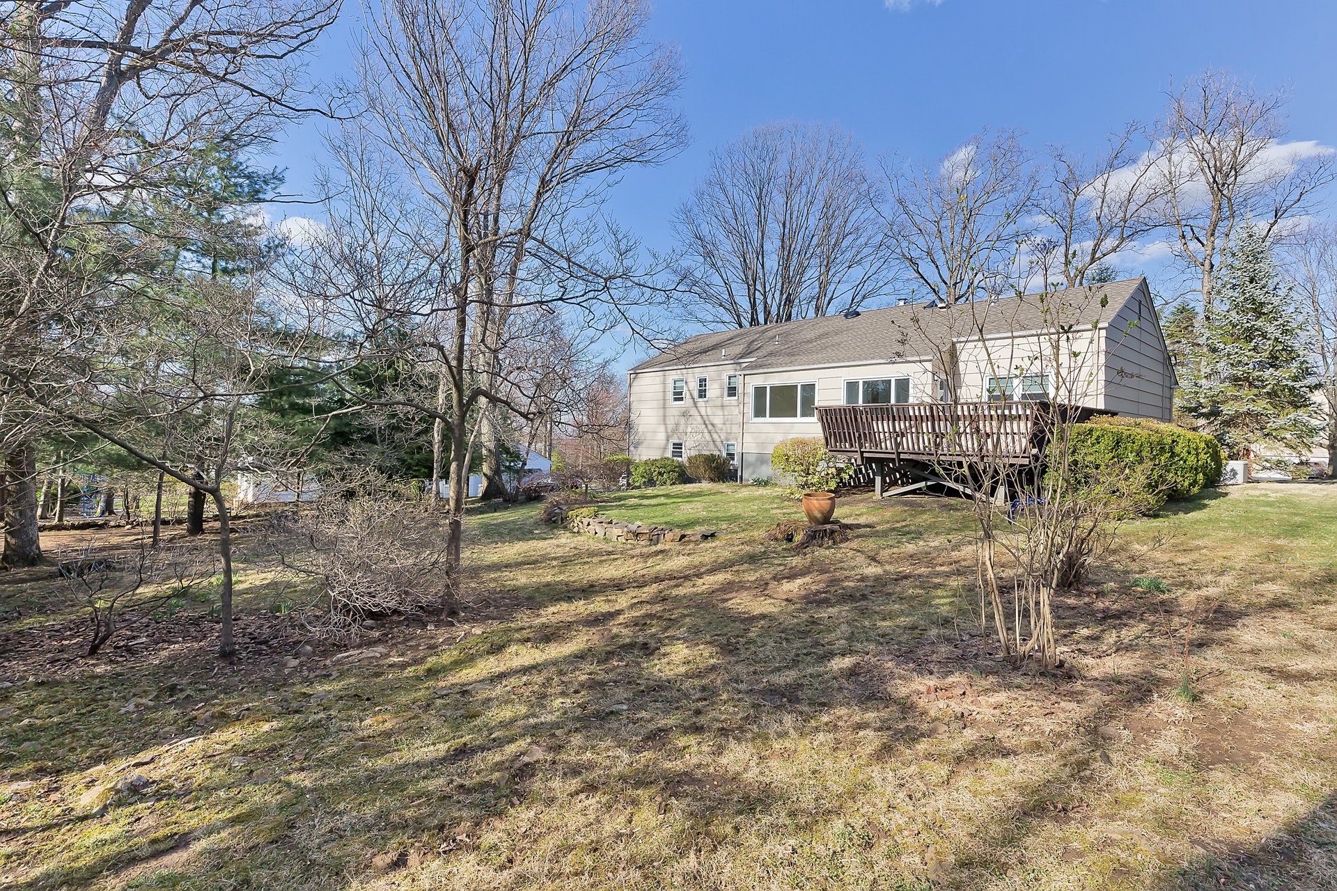 90 Roland Road