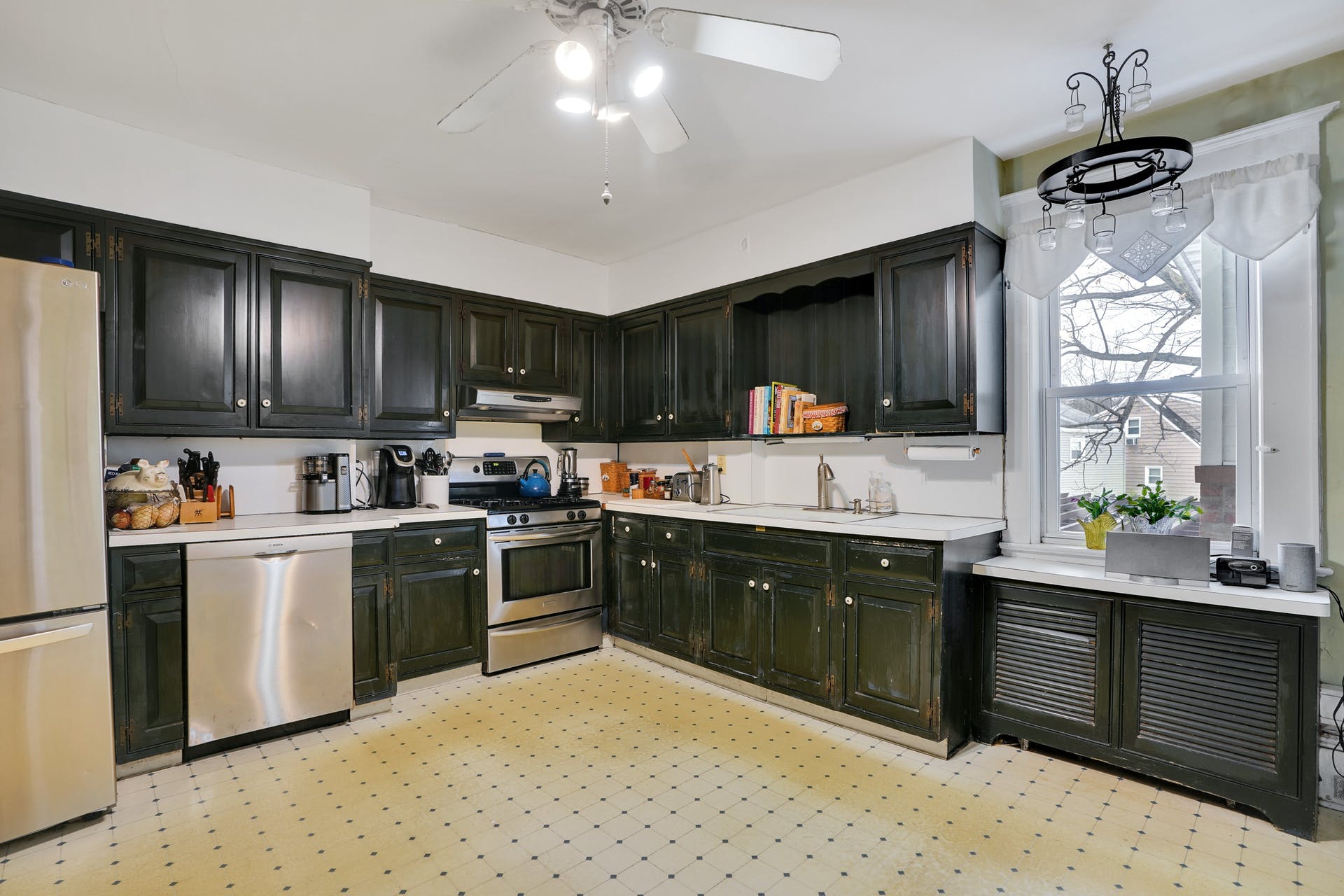 27 Willow Rd