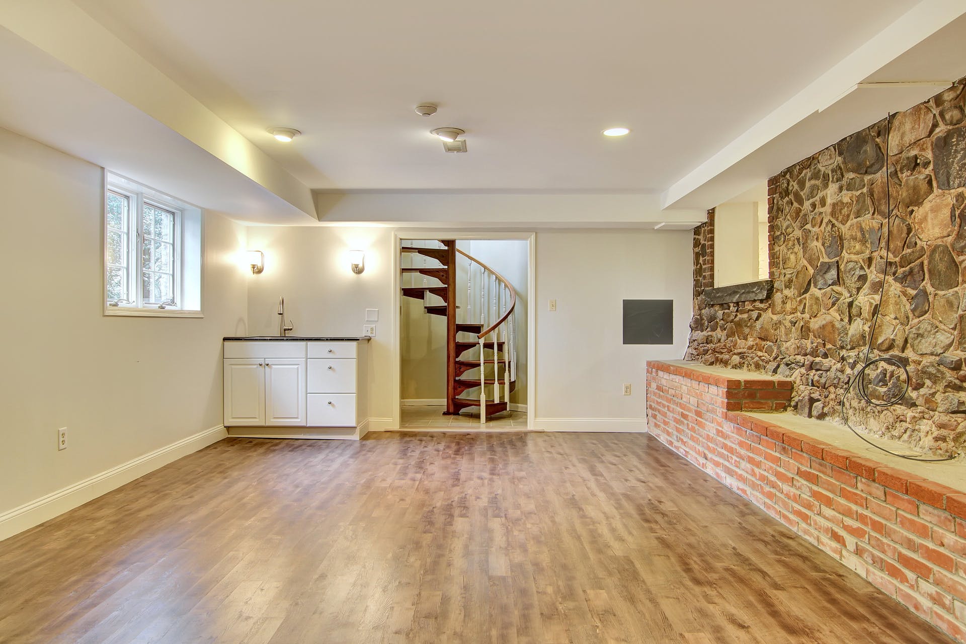 36 Forest Drive North
