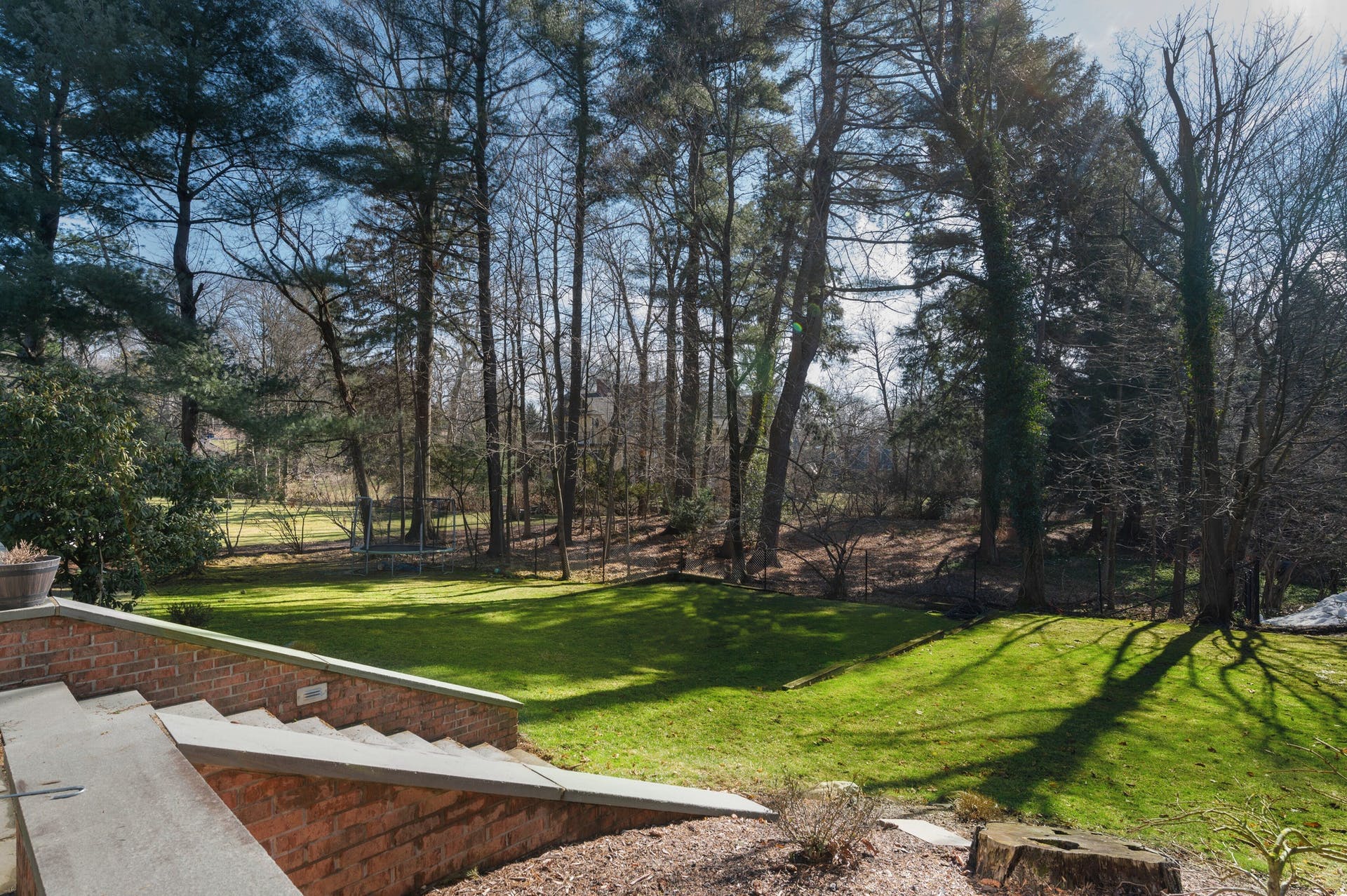 36 Forest Drive North