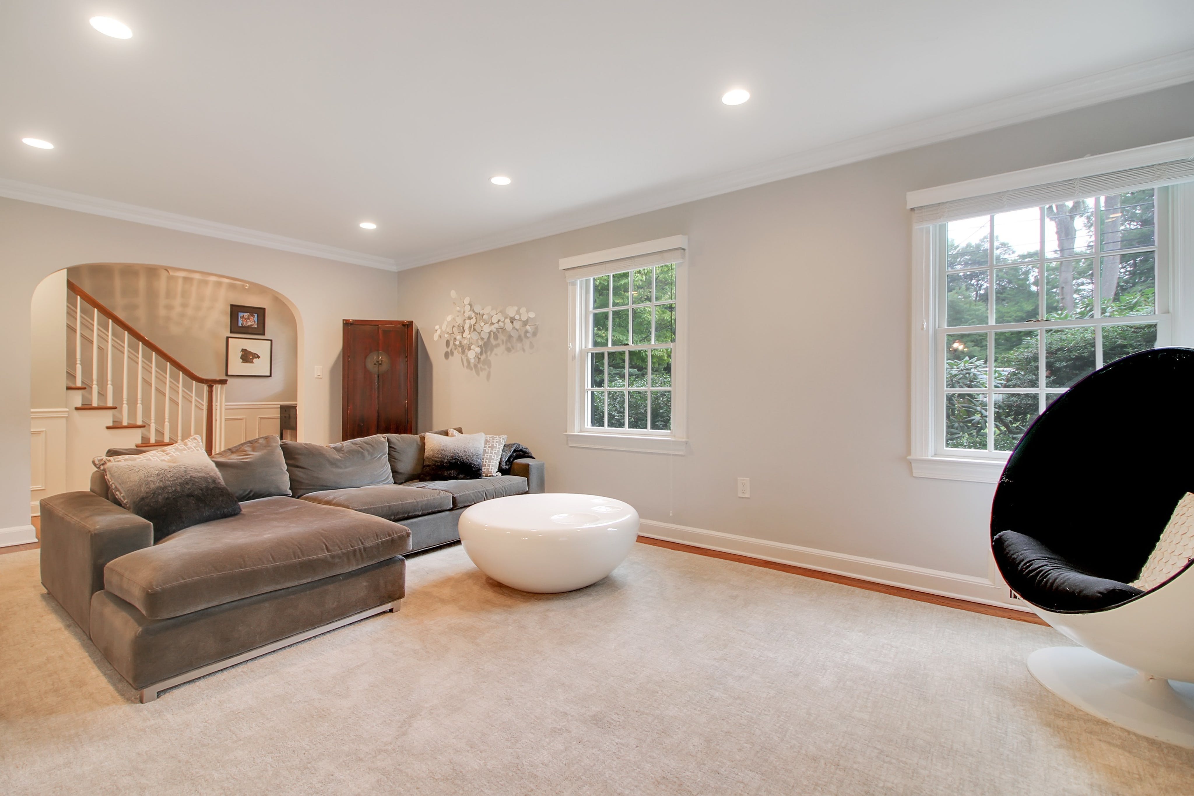 250 Summit Avenue