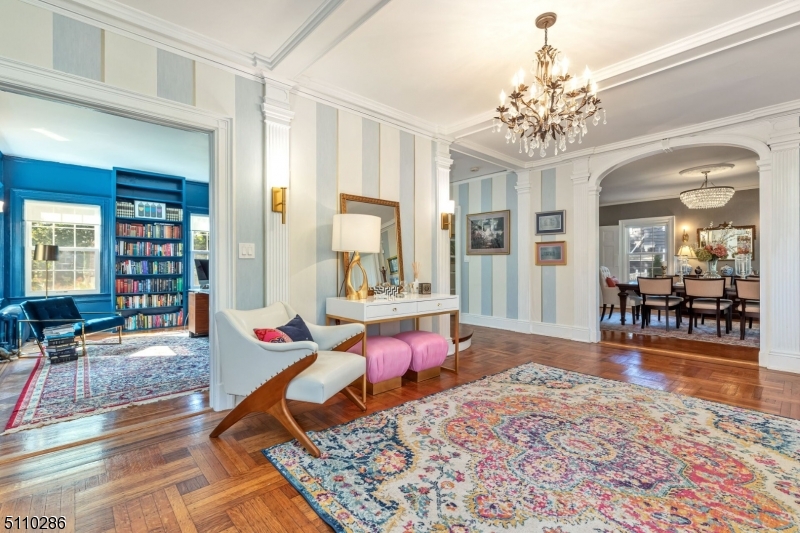 920 Cedar Brook