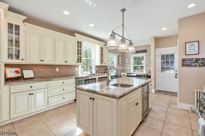 920 Cedar Brook