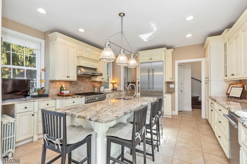 920 Cedar Brook