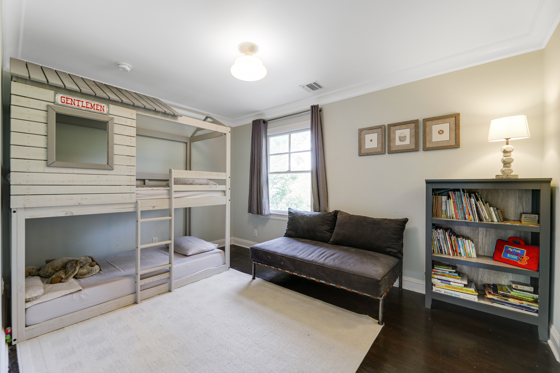 31 Oak Hill Road