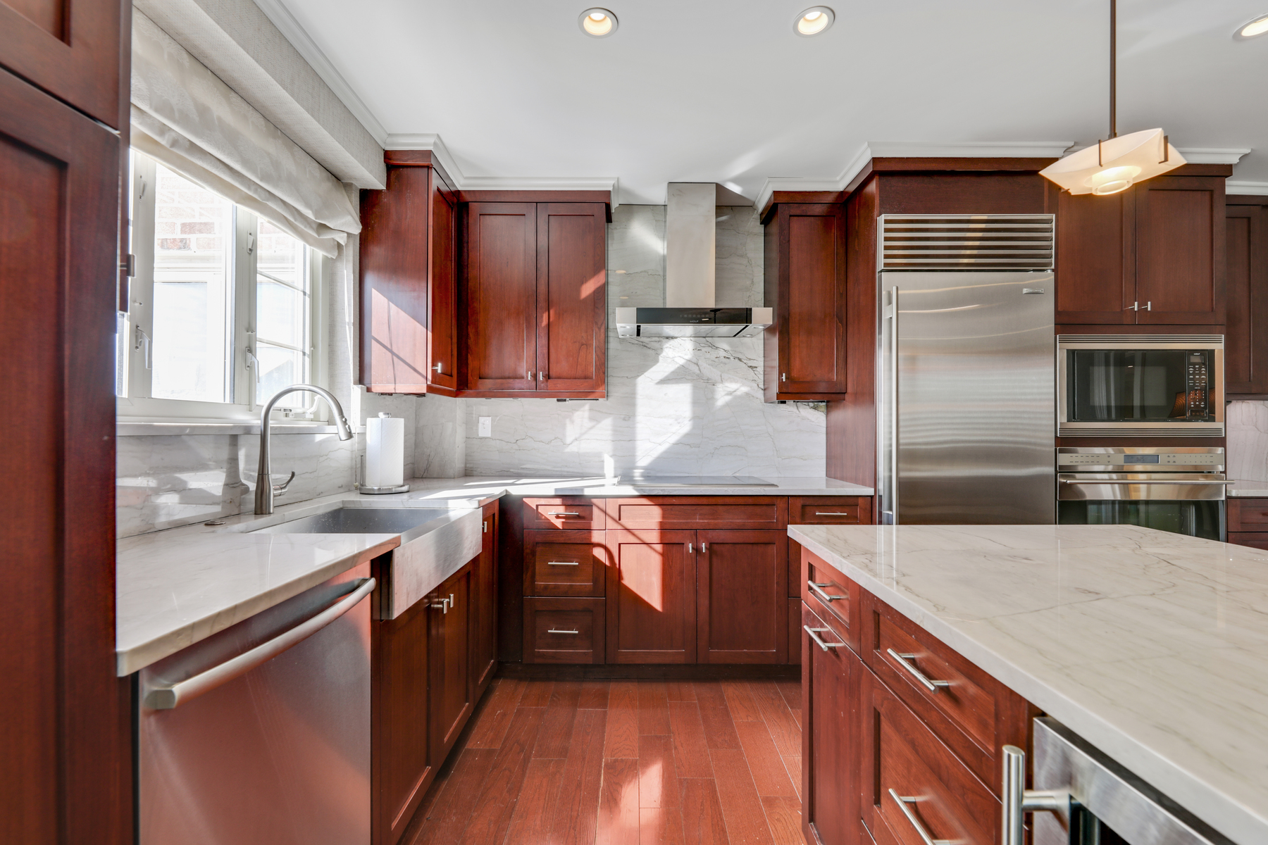 10 Euclid Avenue, Unit 402