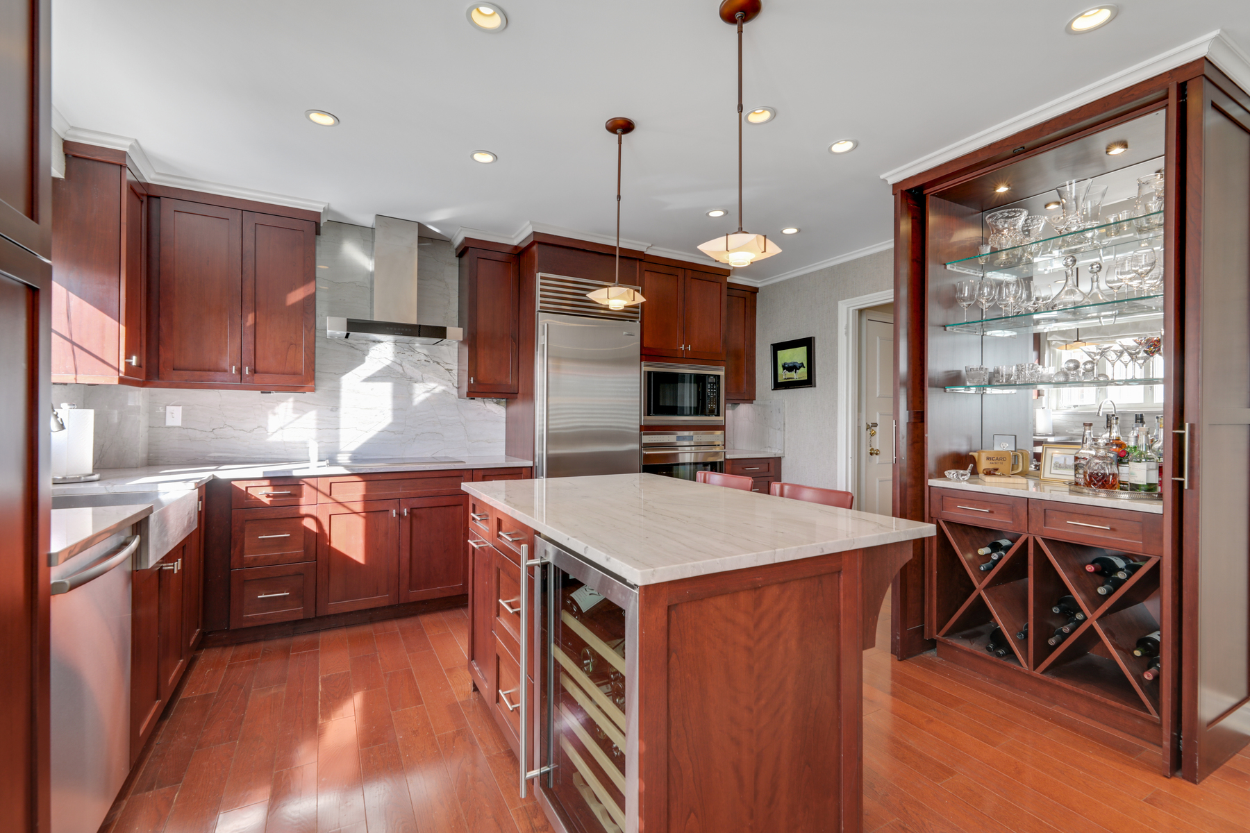 10 Euclid Avenue, Unit 402
