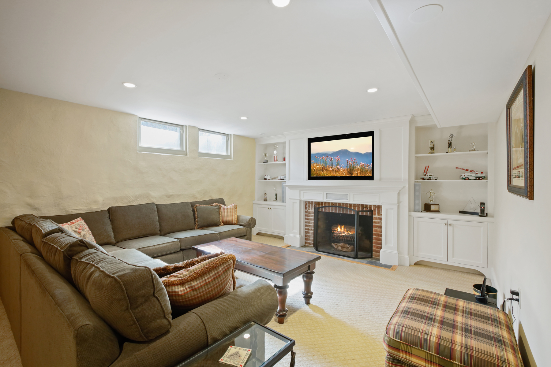 38 Middle Way