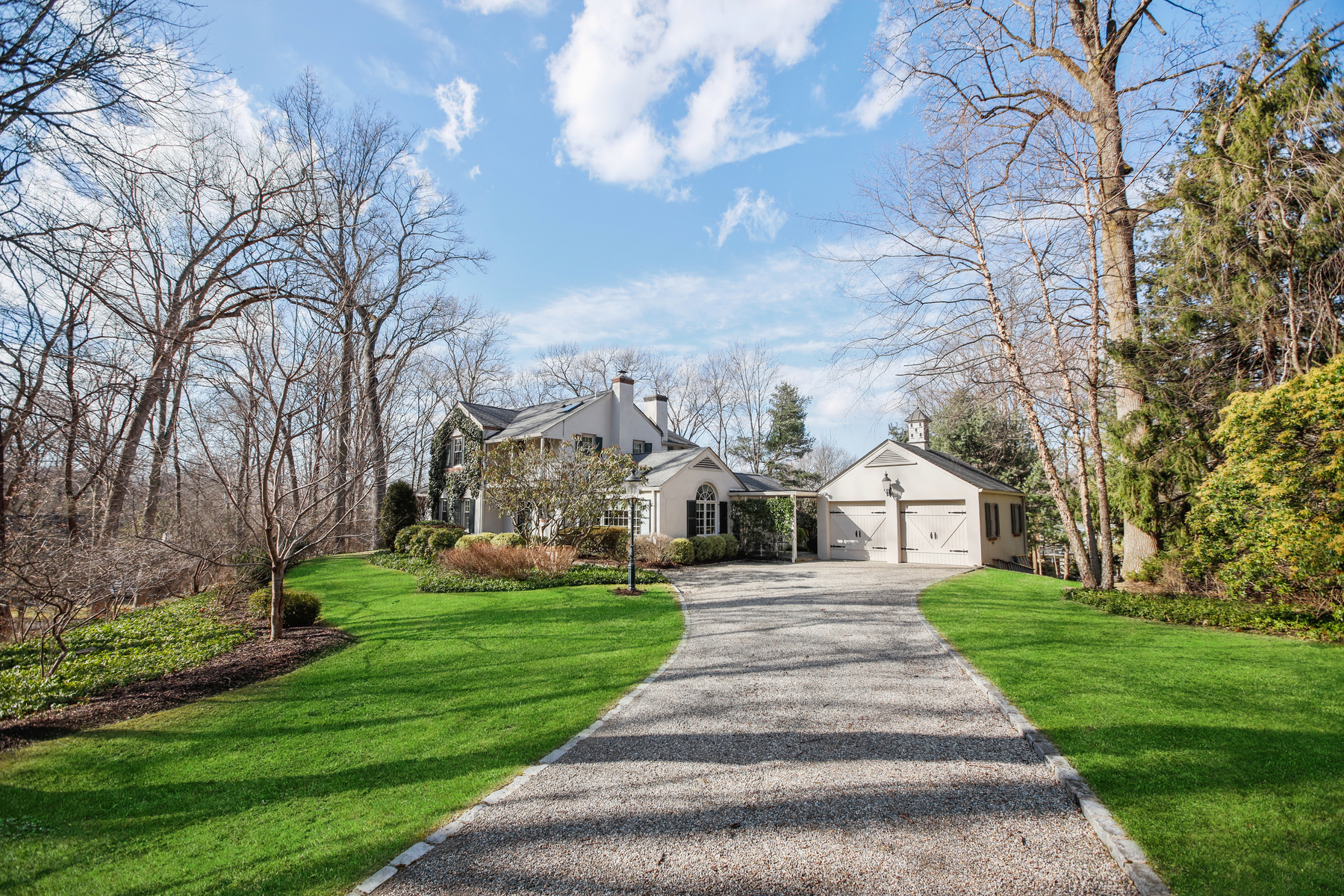 38 Middle Way