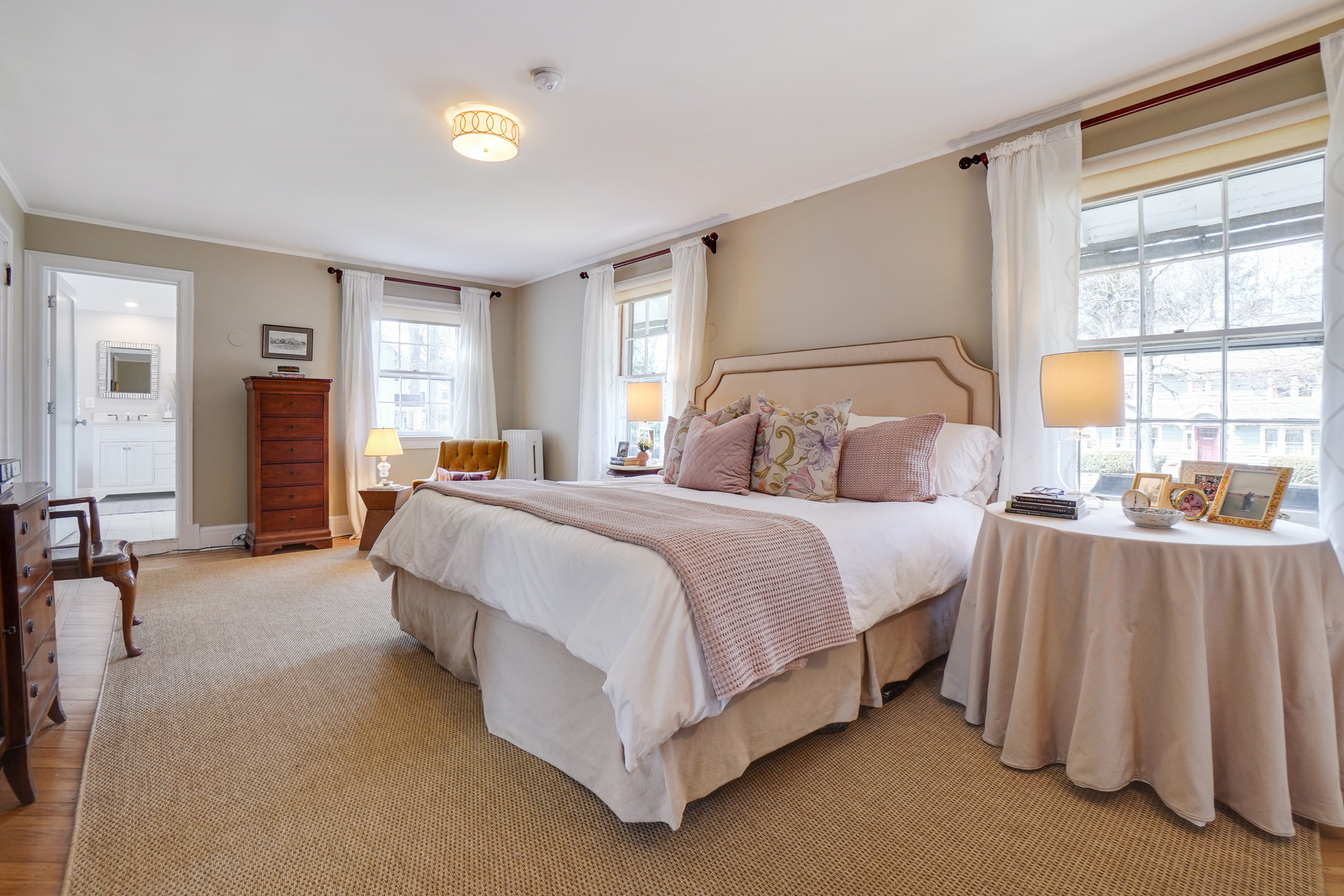 20 Pine Terrace East