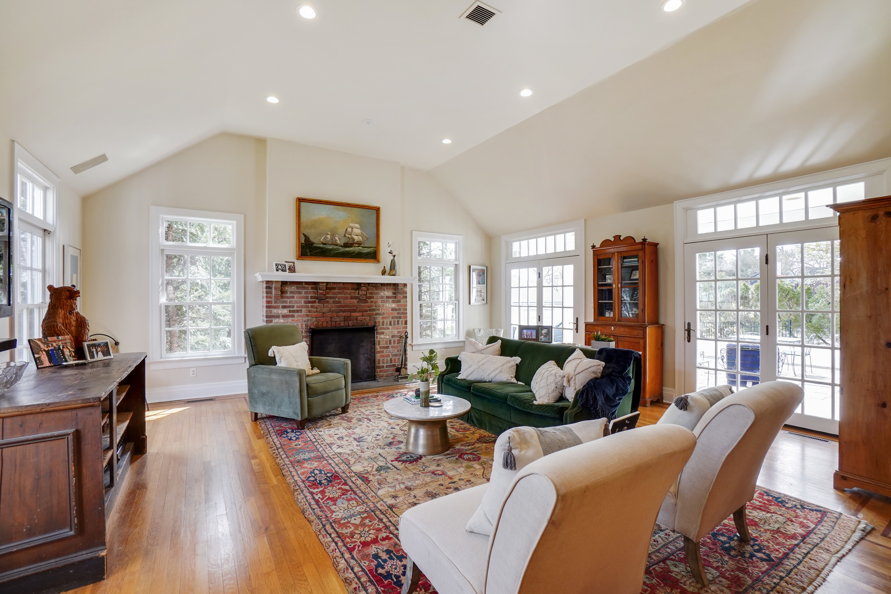 20 Pine Terrace East