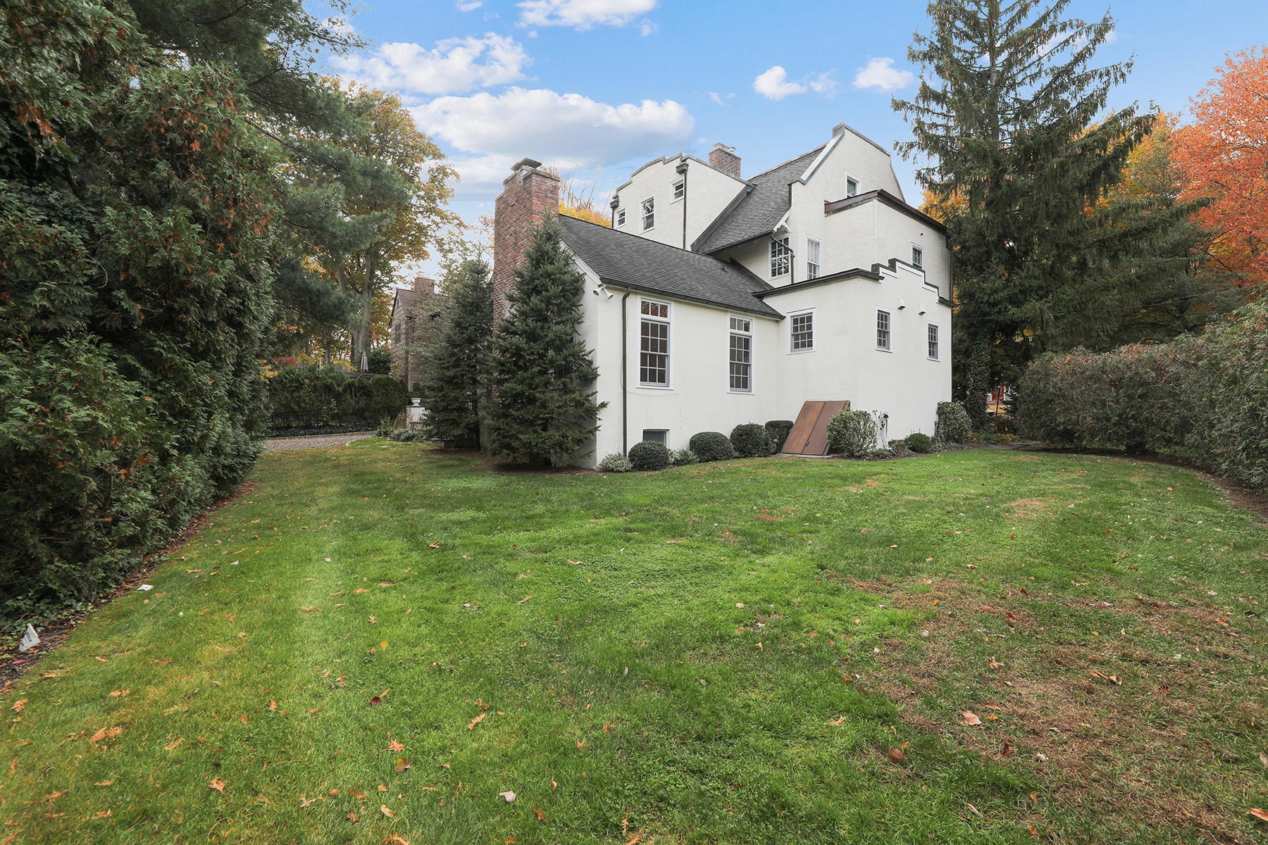 20 Pine Terrace East
