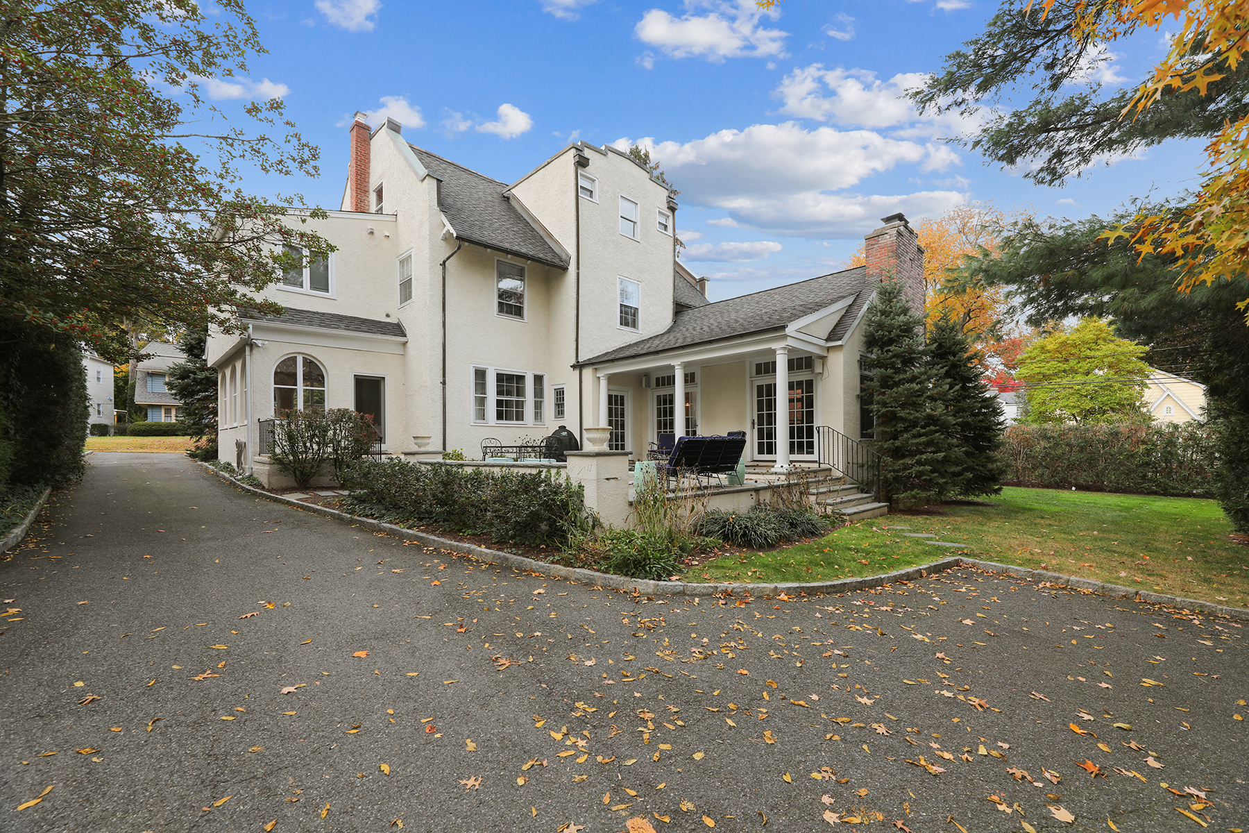20 Pine Terrace East