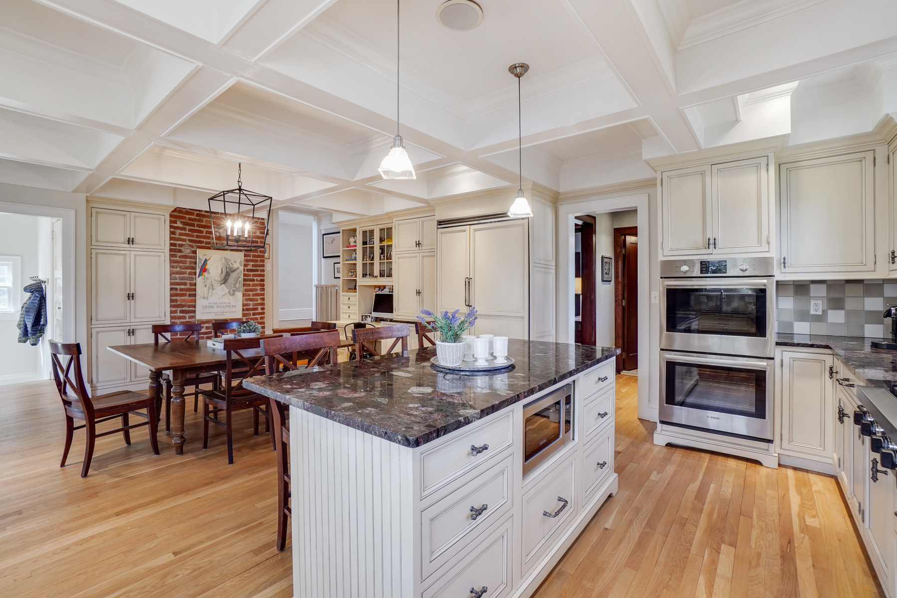 20 Pine Terrace East