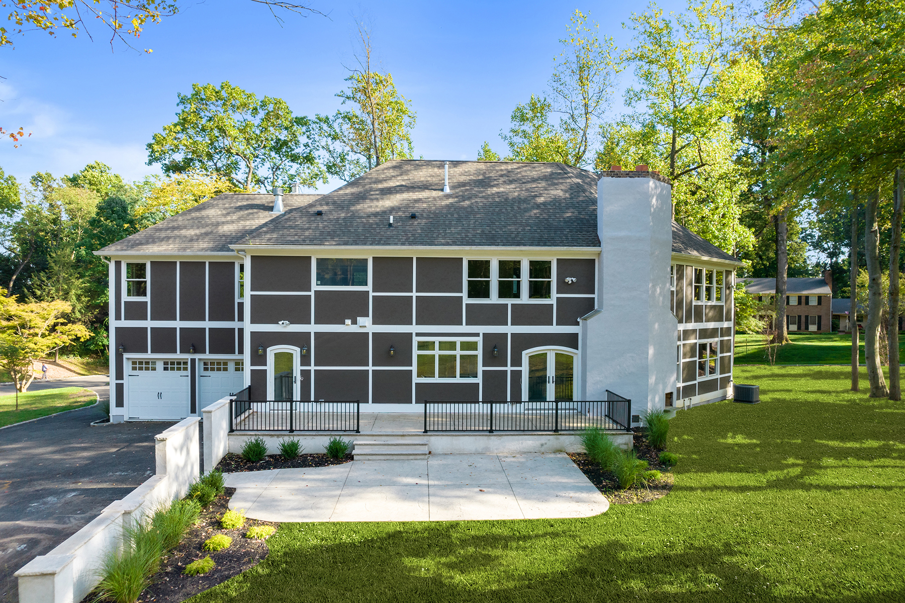 611 Ridge Road