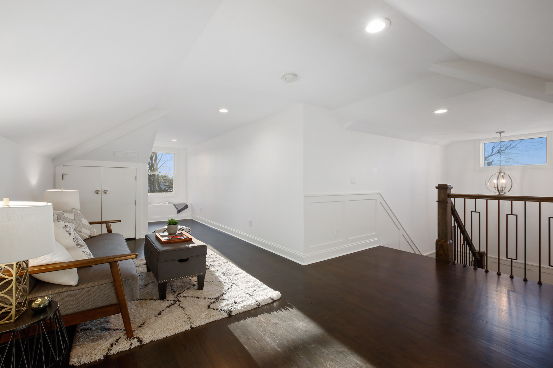 13 Plain Street
