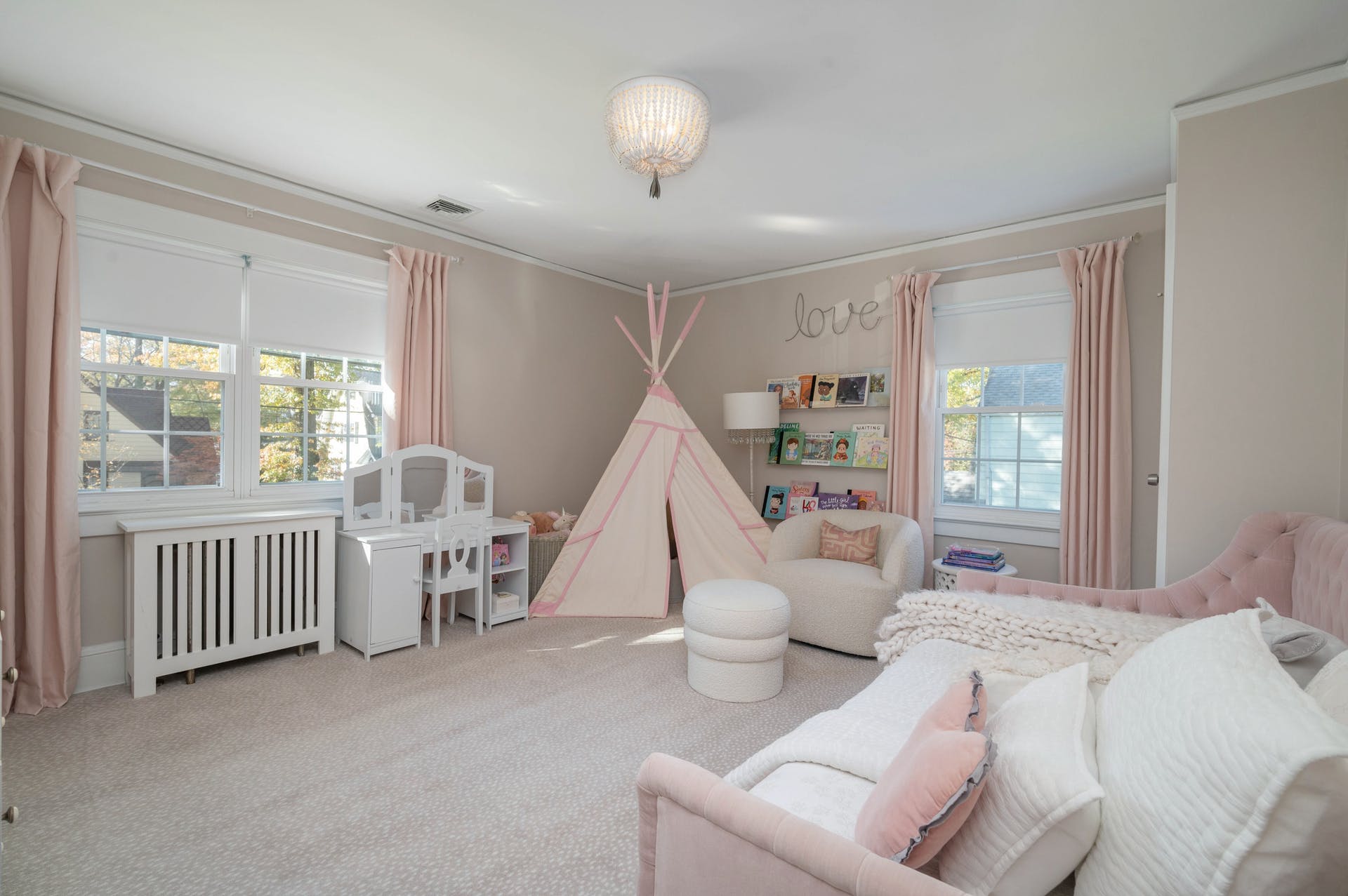 275 Woodland