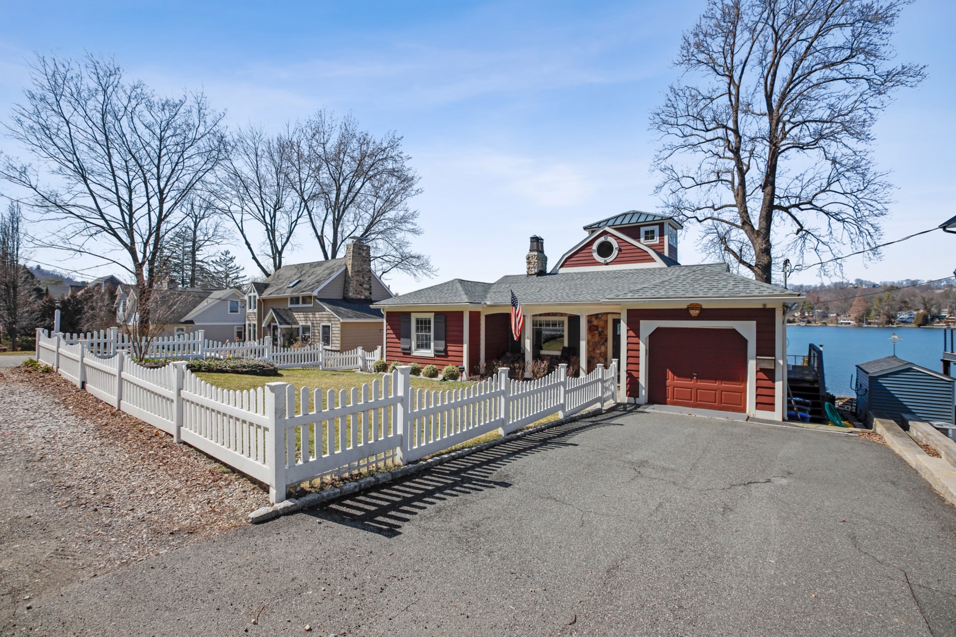 254 E Shore Trail