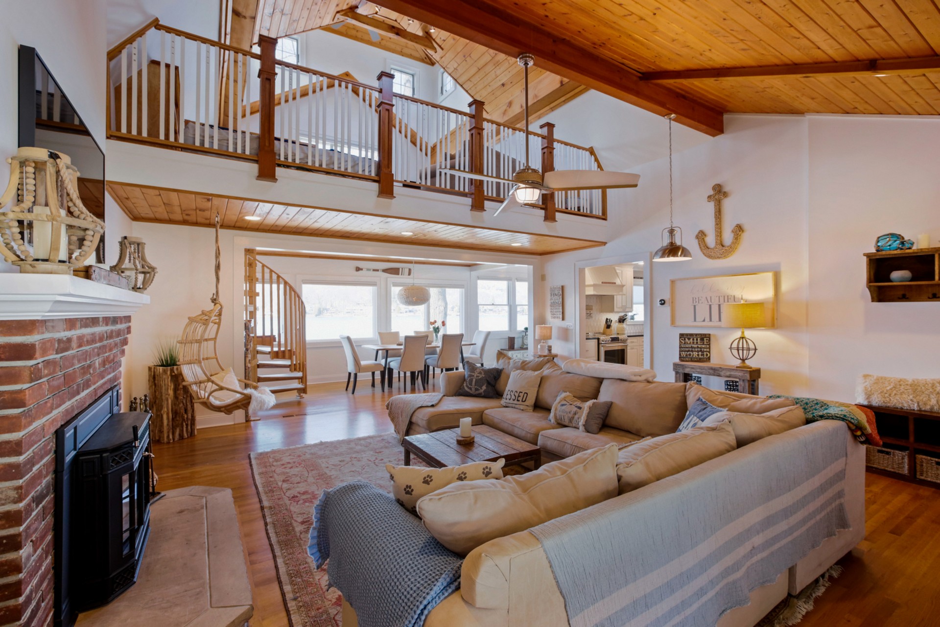 254 E Shore Trail