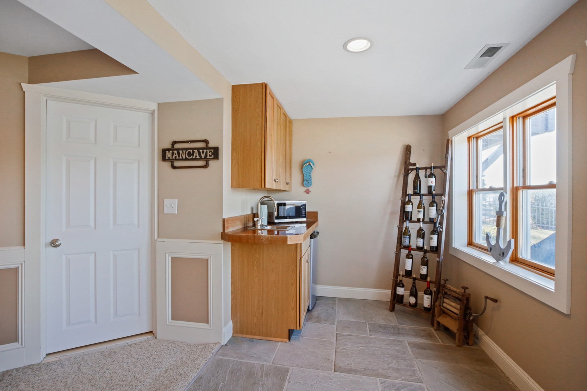 254 E Shore Trail