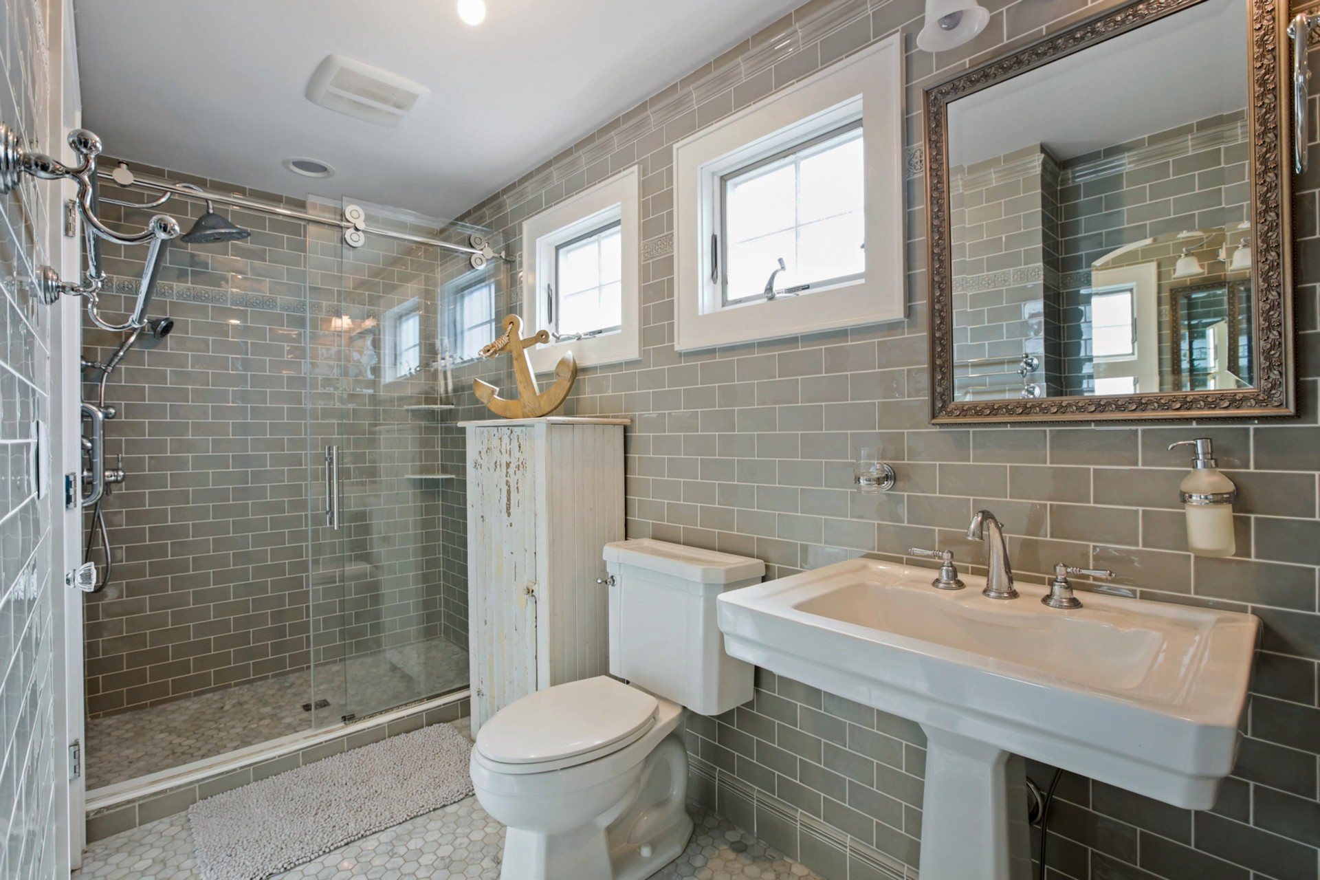 254 E Shore Trail