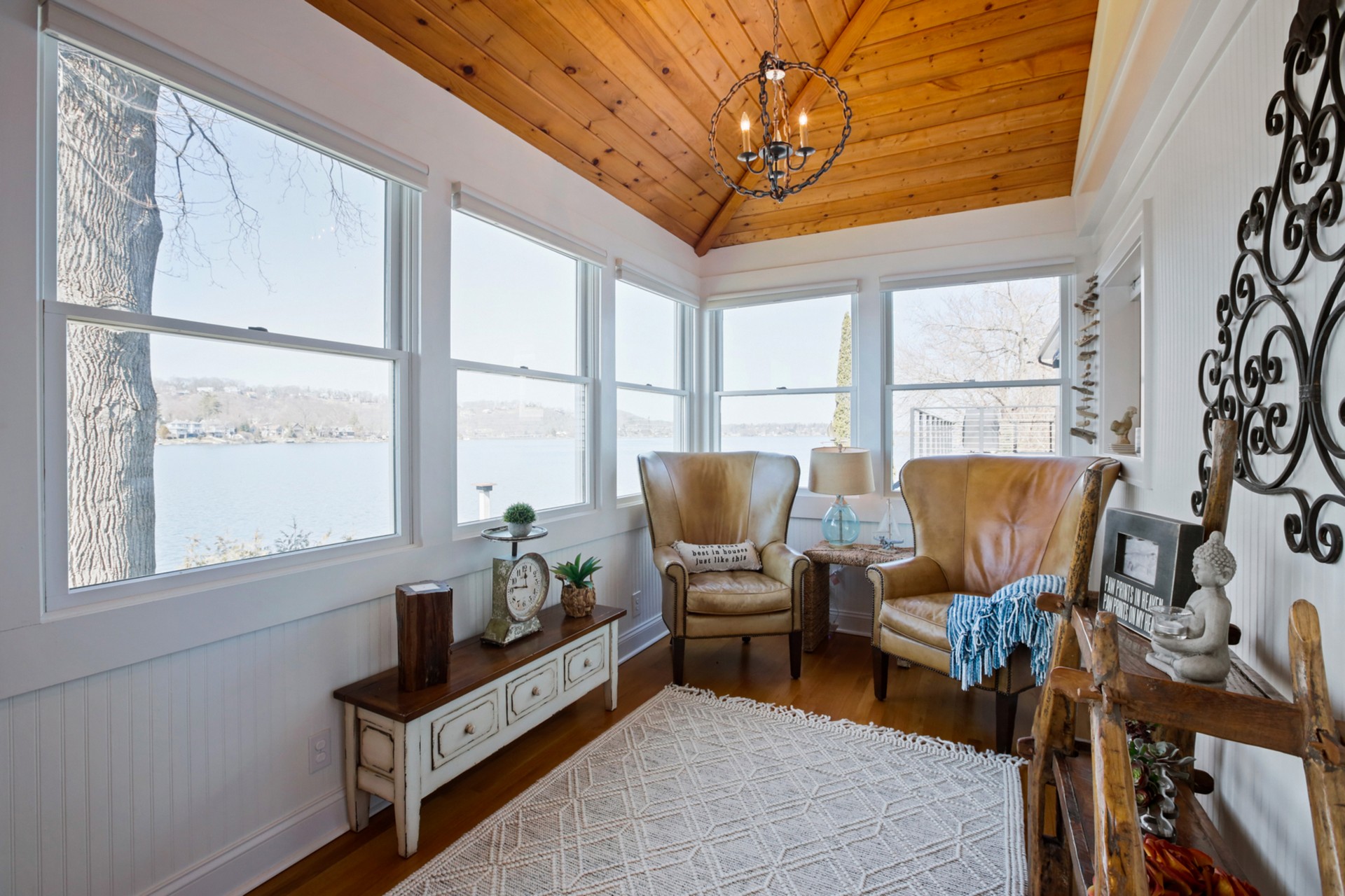 254 E Shore Trail