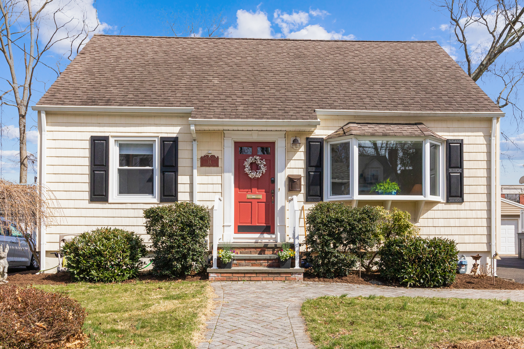 14 University Avenue