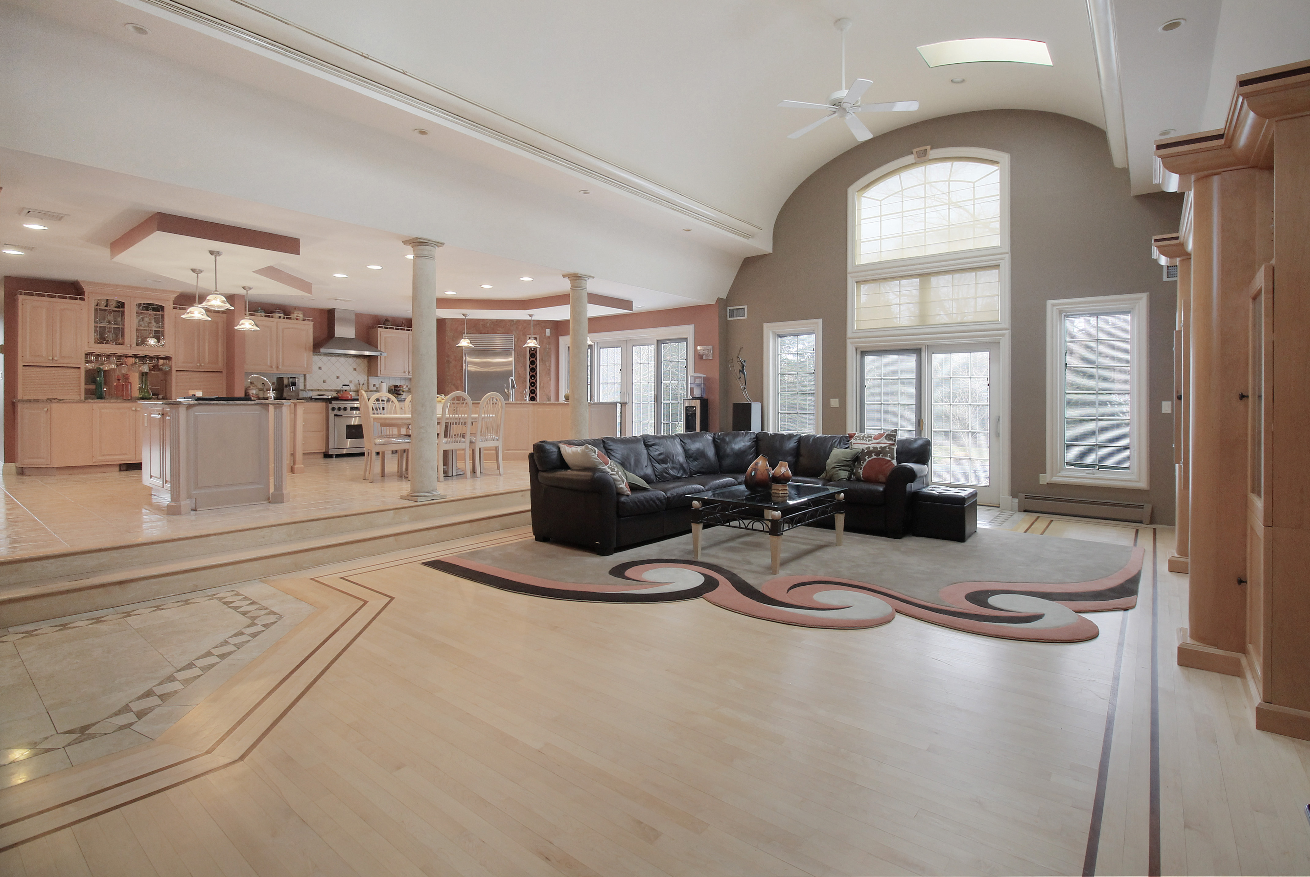 3 Heritage Ct