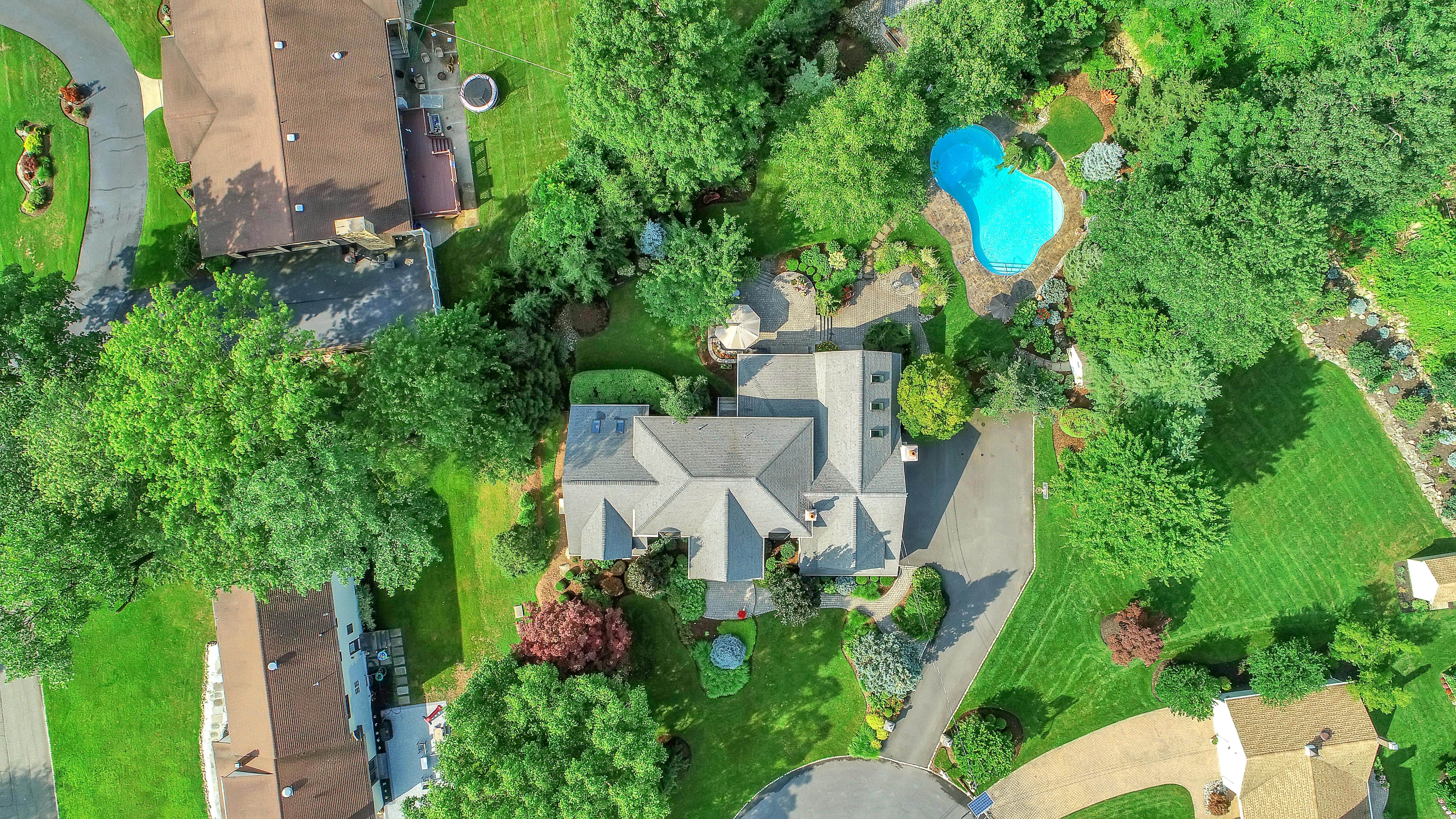 3 Heritage Ct