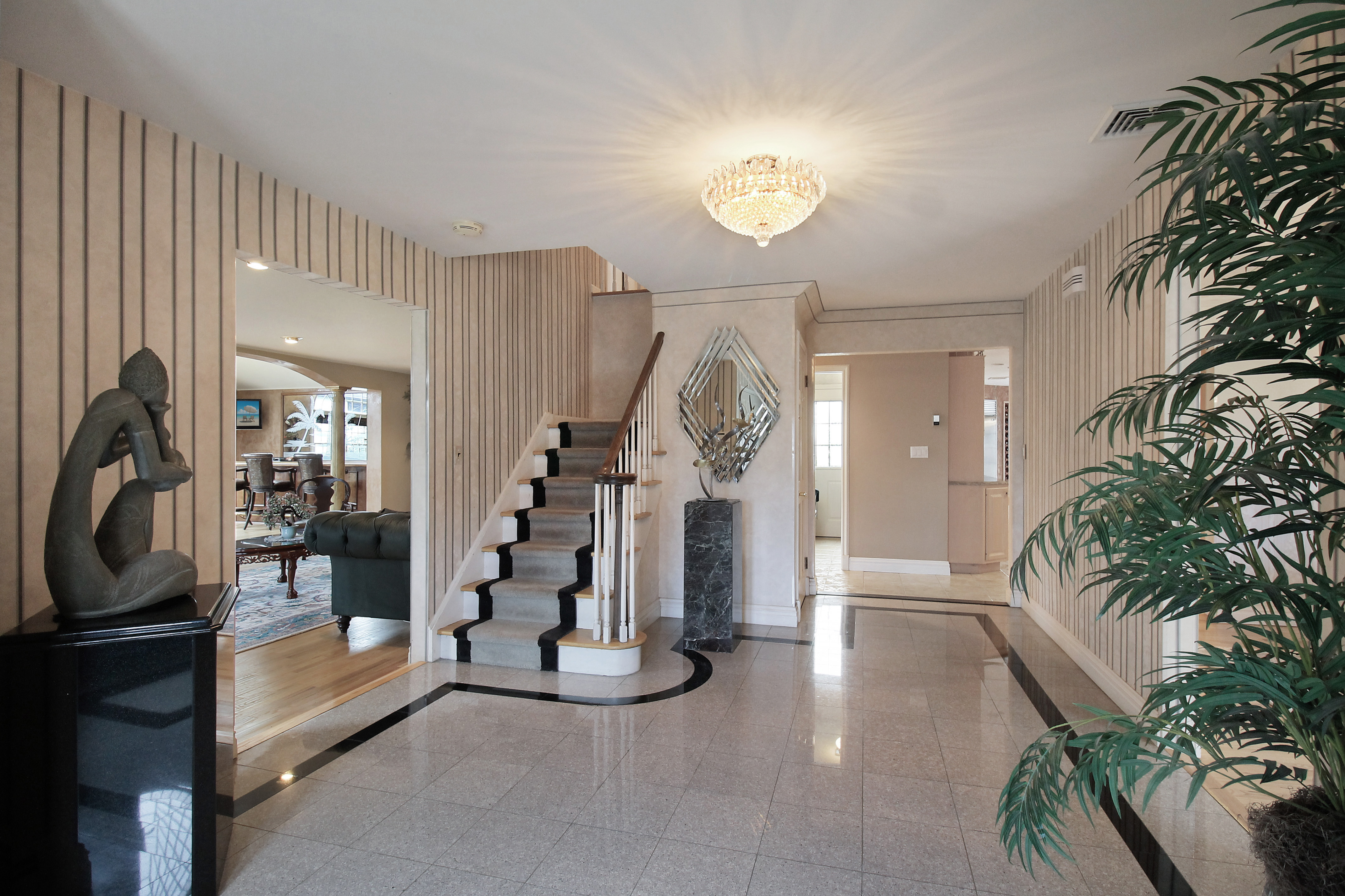 3 Heritage Ct