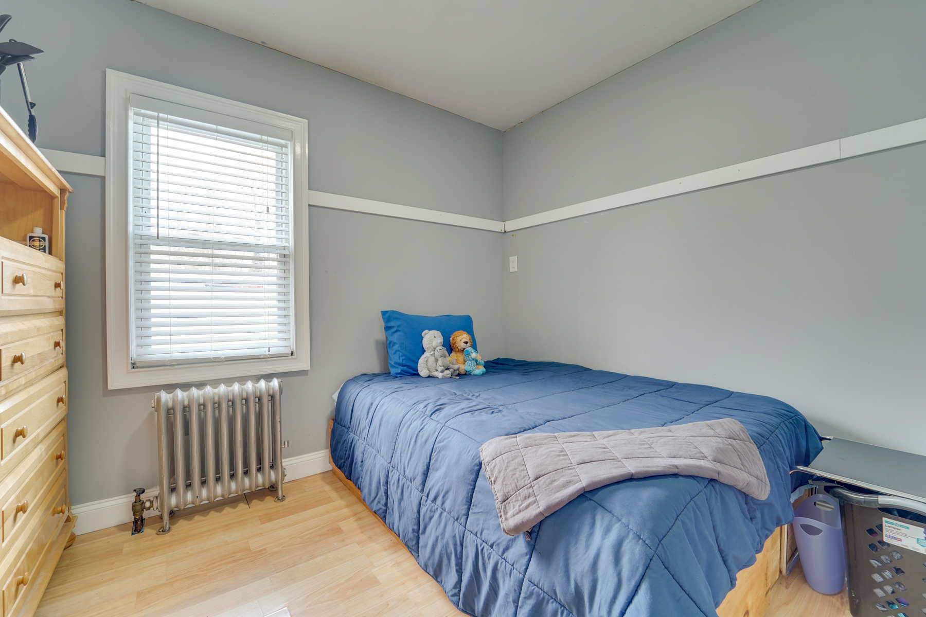 333 W Clay Avenue
