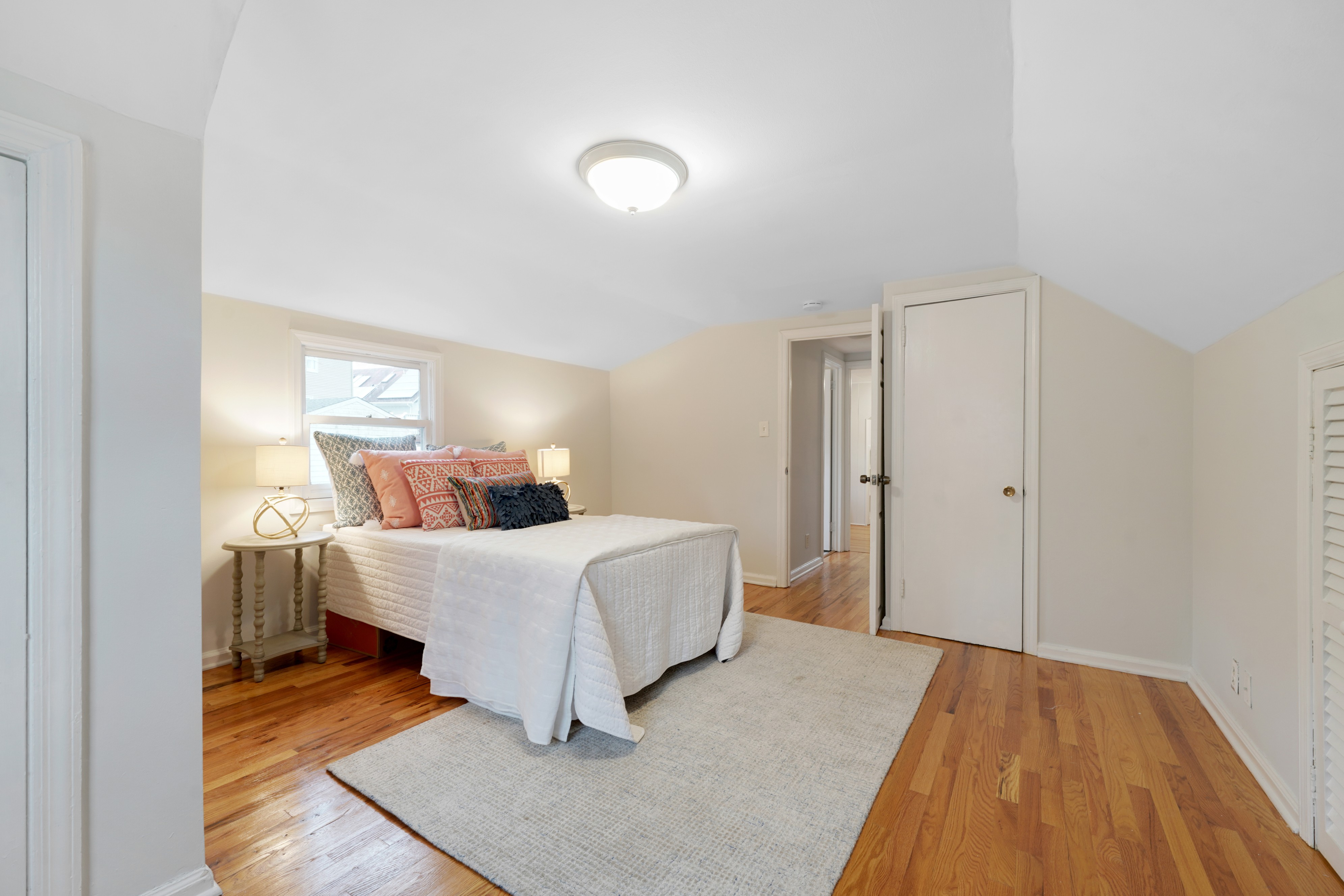 4 Phyllis Road