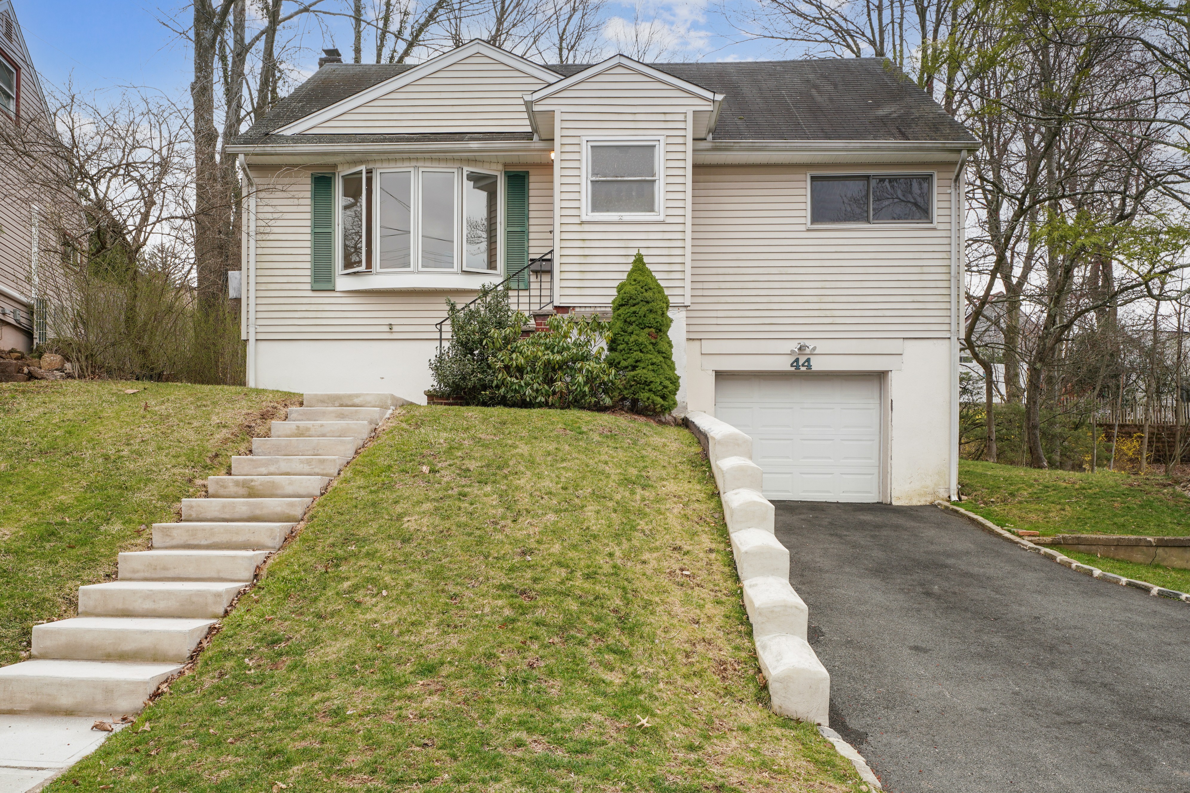 4 Phyllis Road