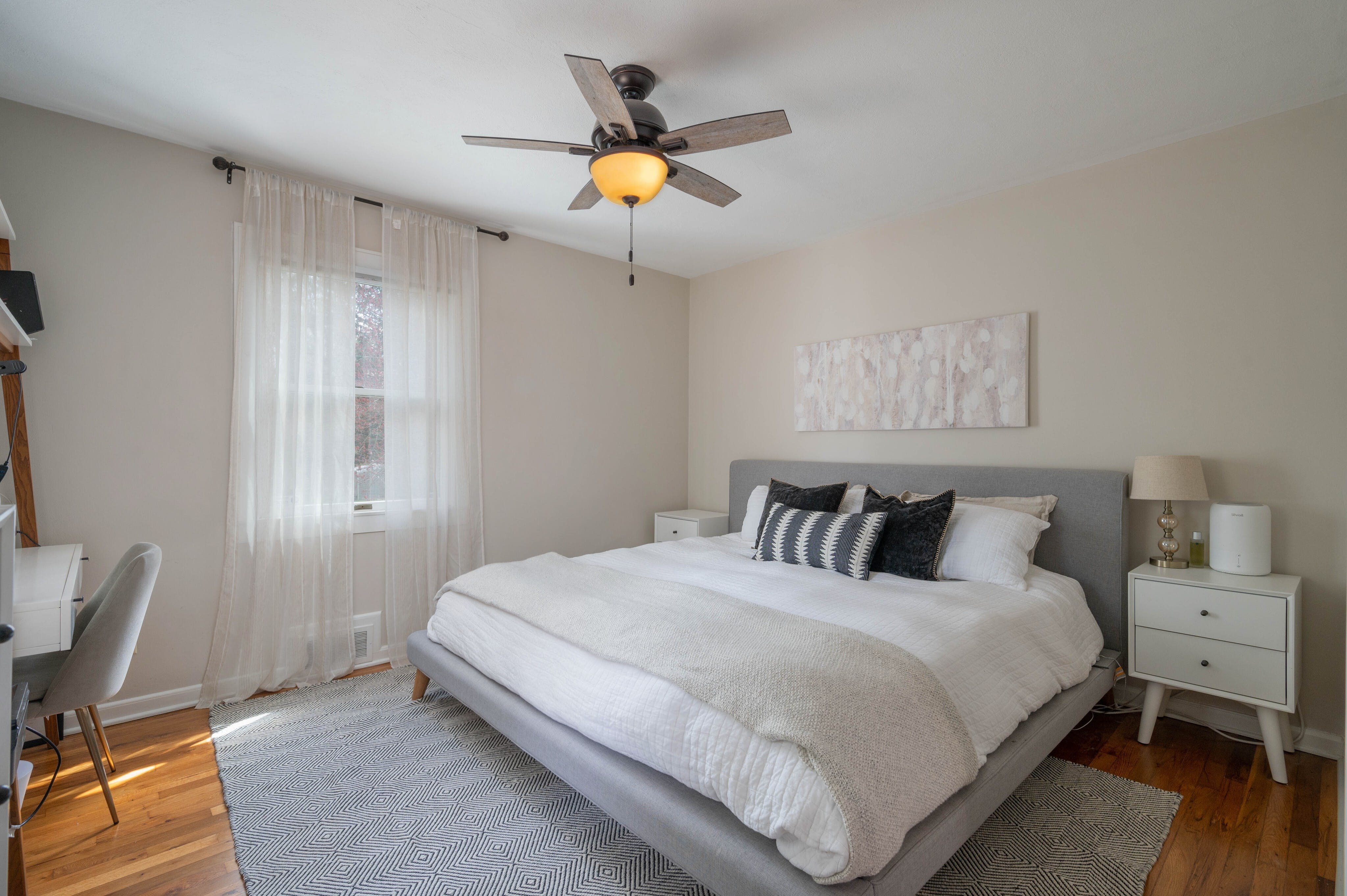 157 N Hillside Avenue