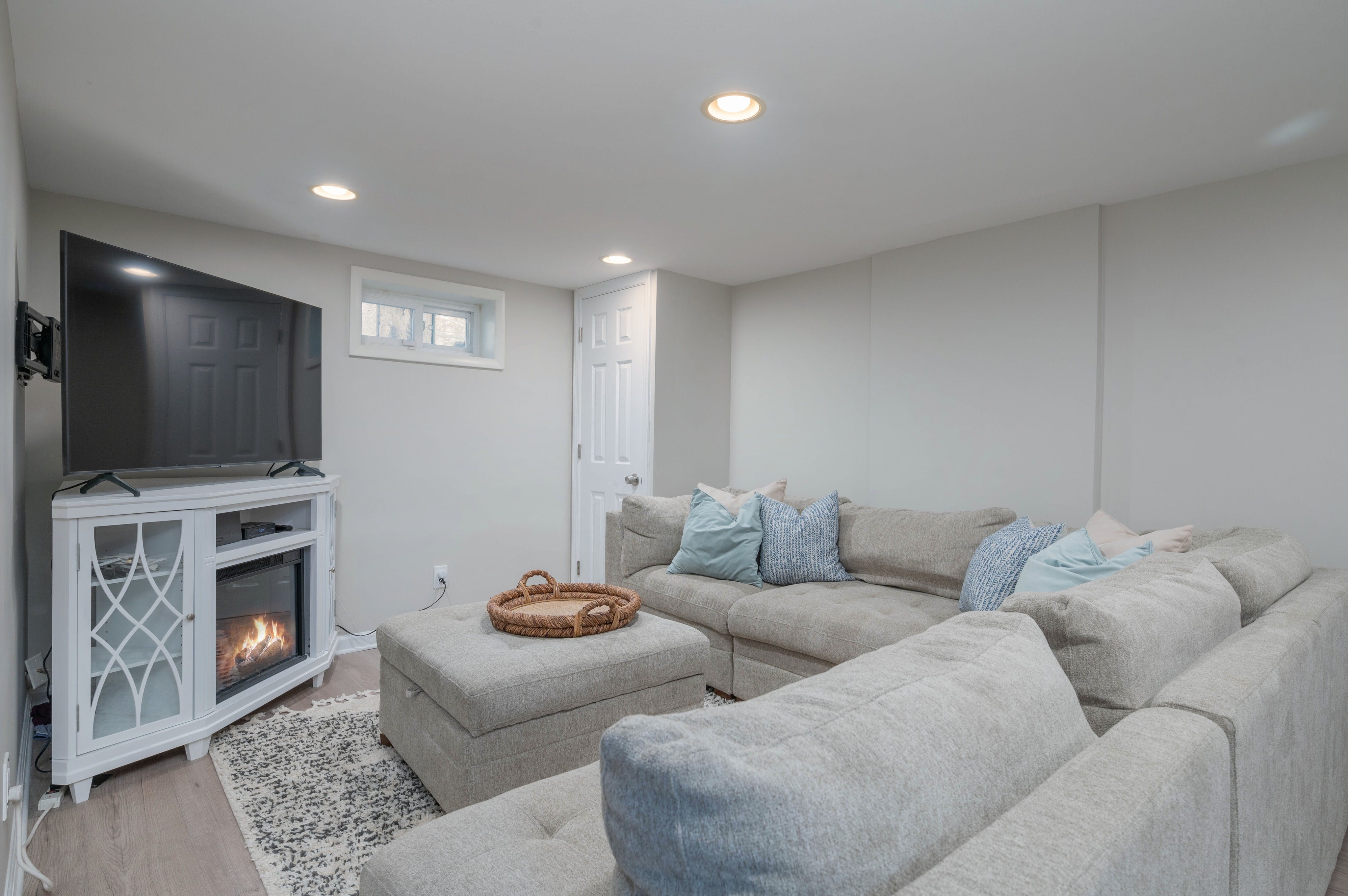 157 N Hillside Avenue