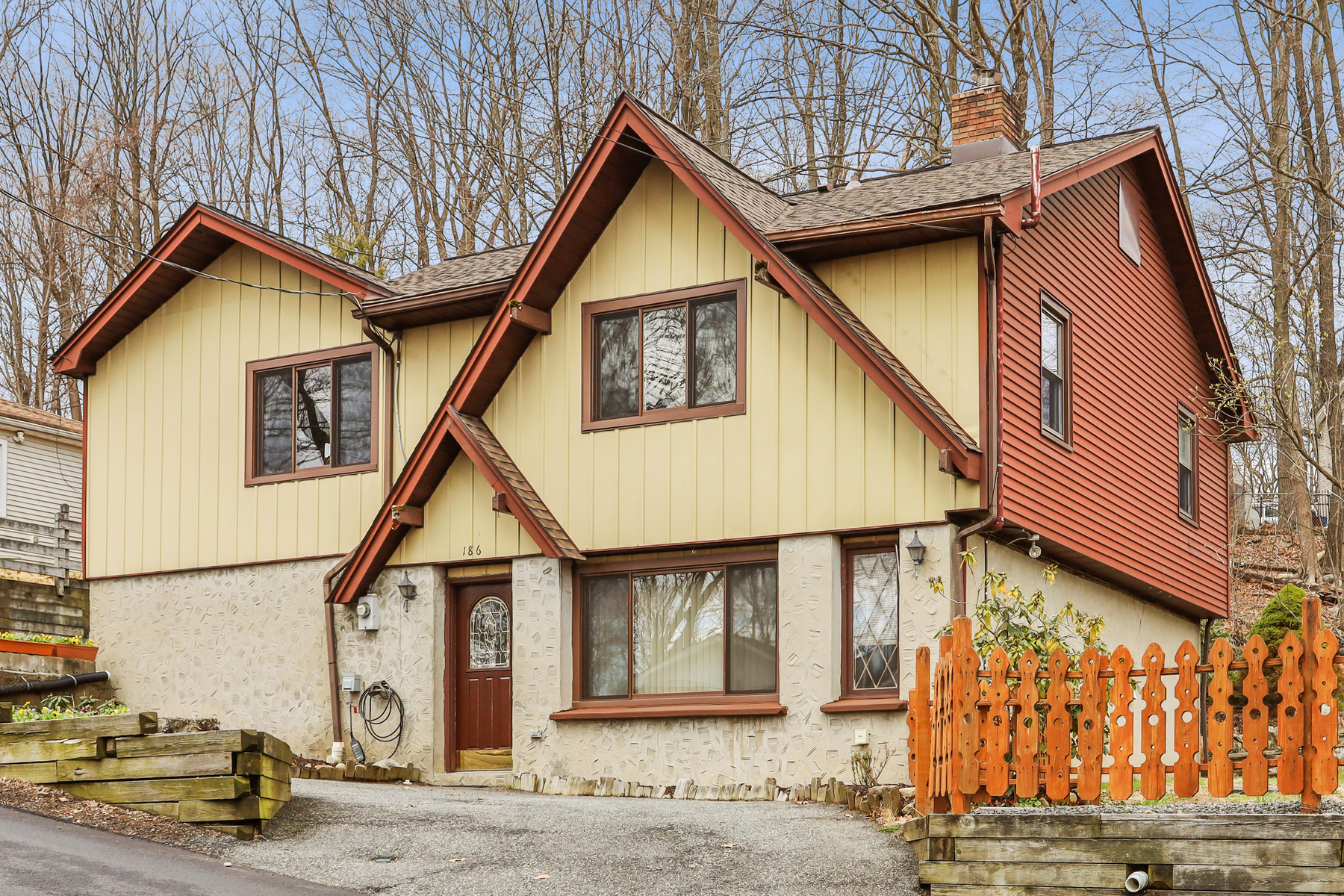 186 Monroe Trail