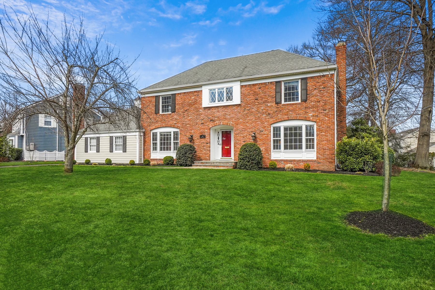 18 Village Road
