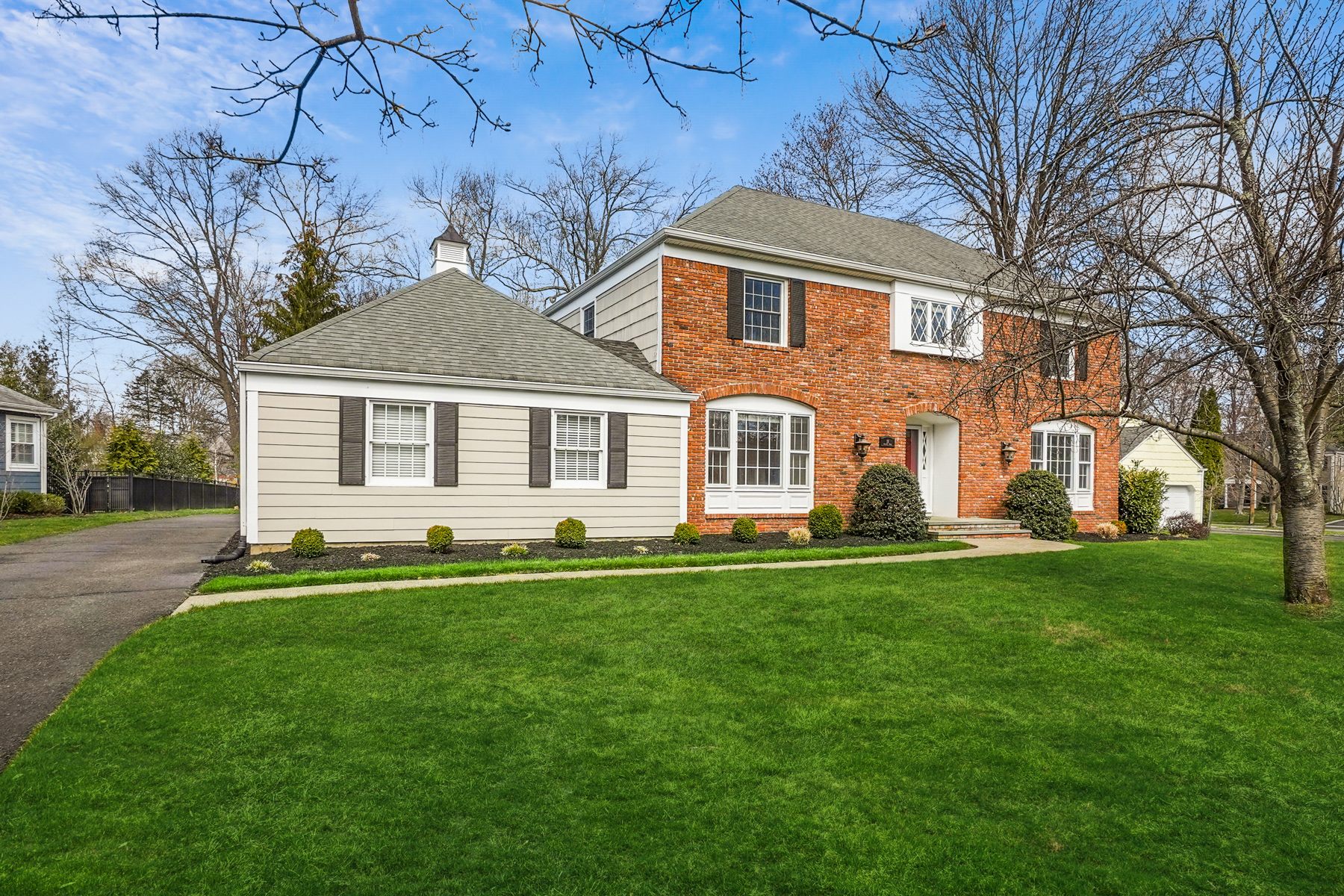 18 Village Road