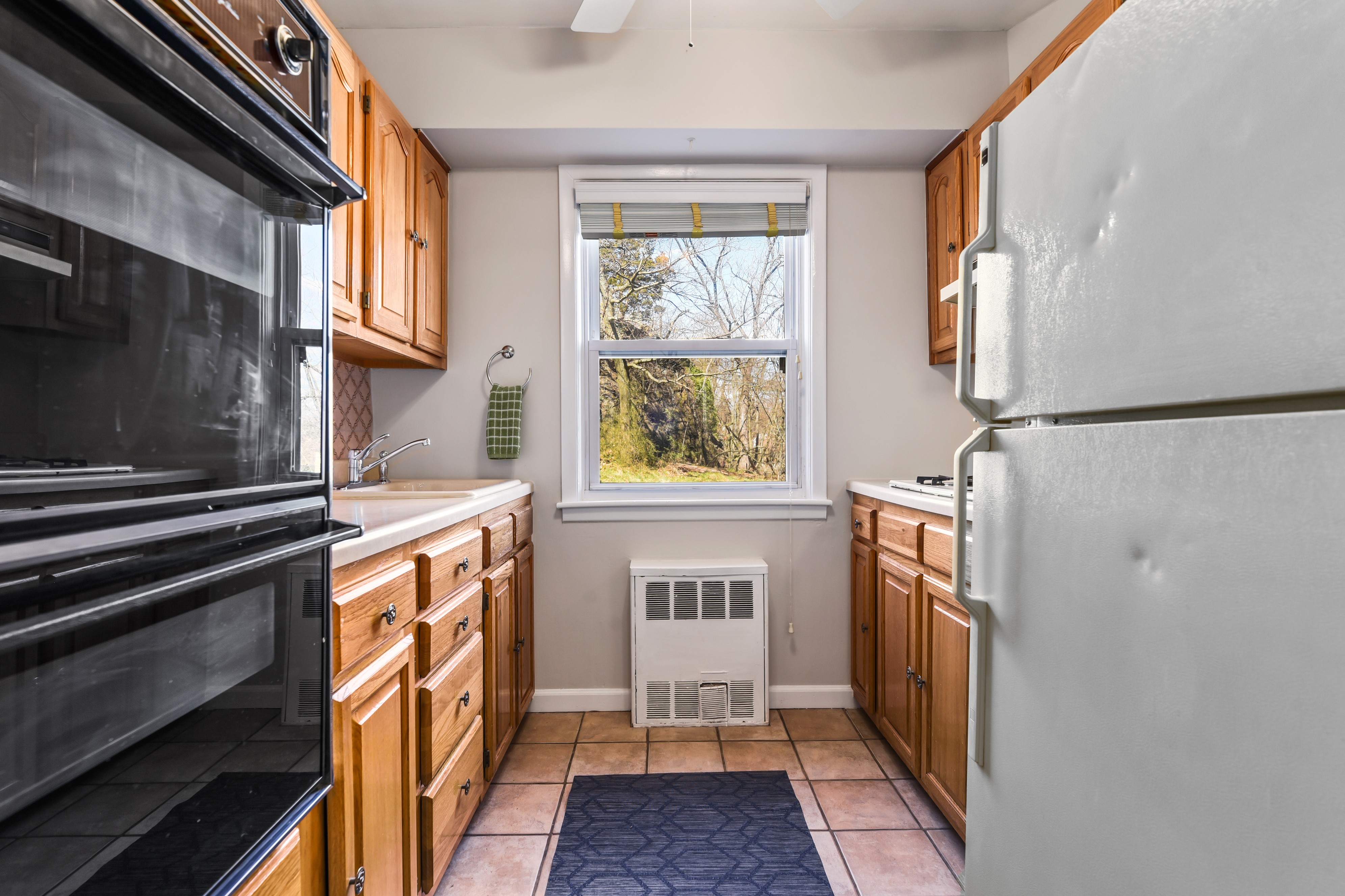 415 Claremont Avenue 2A