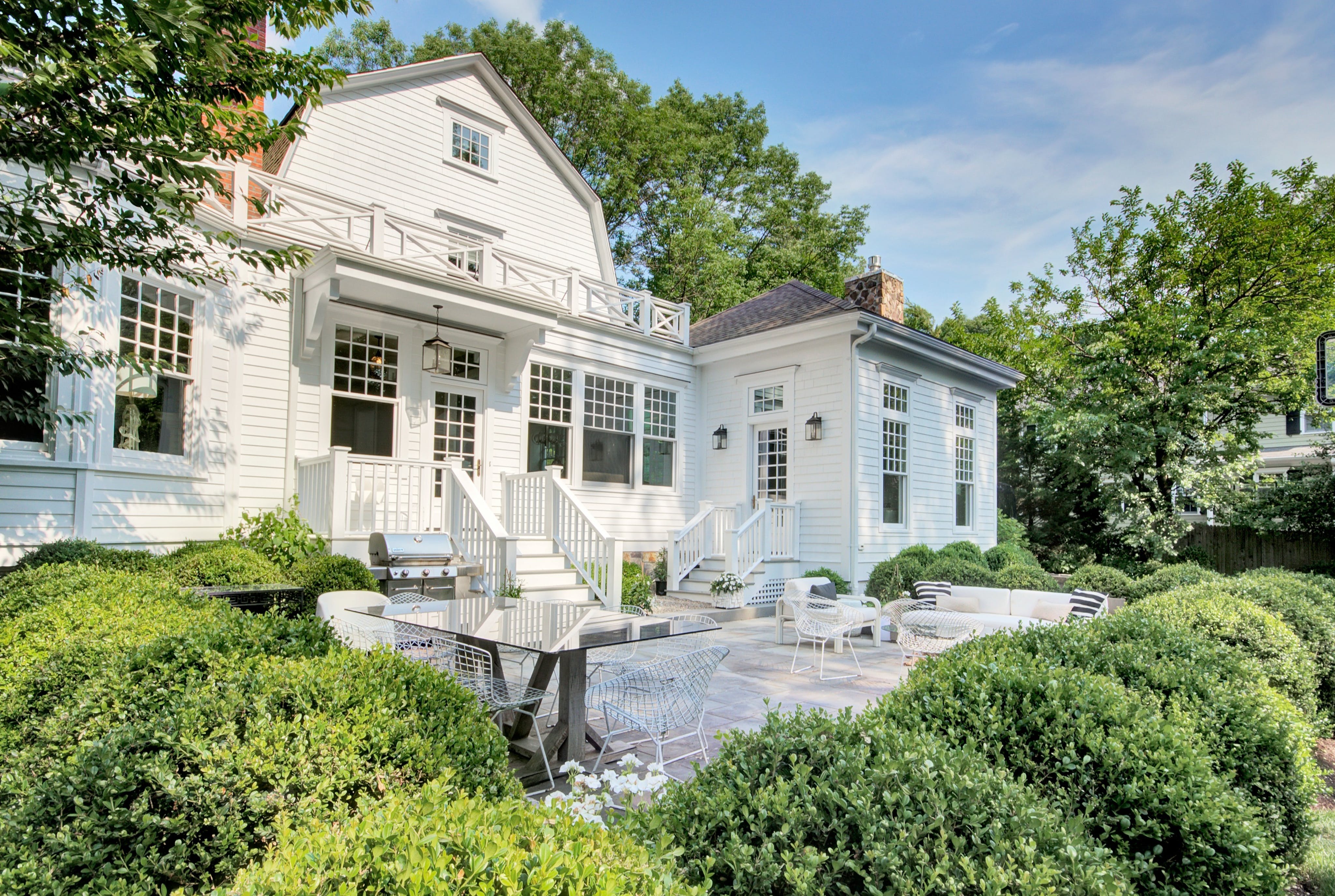 28 Hillcrest Avenue