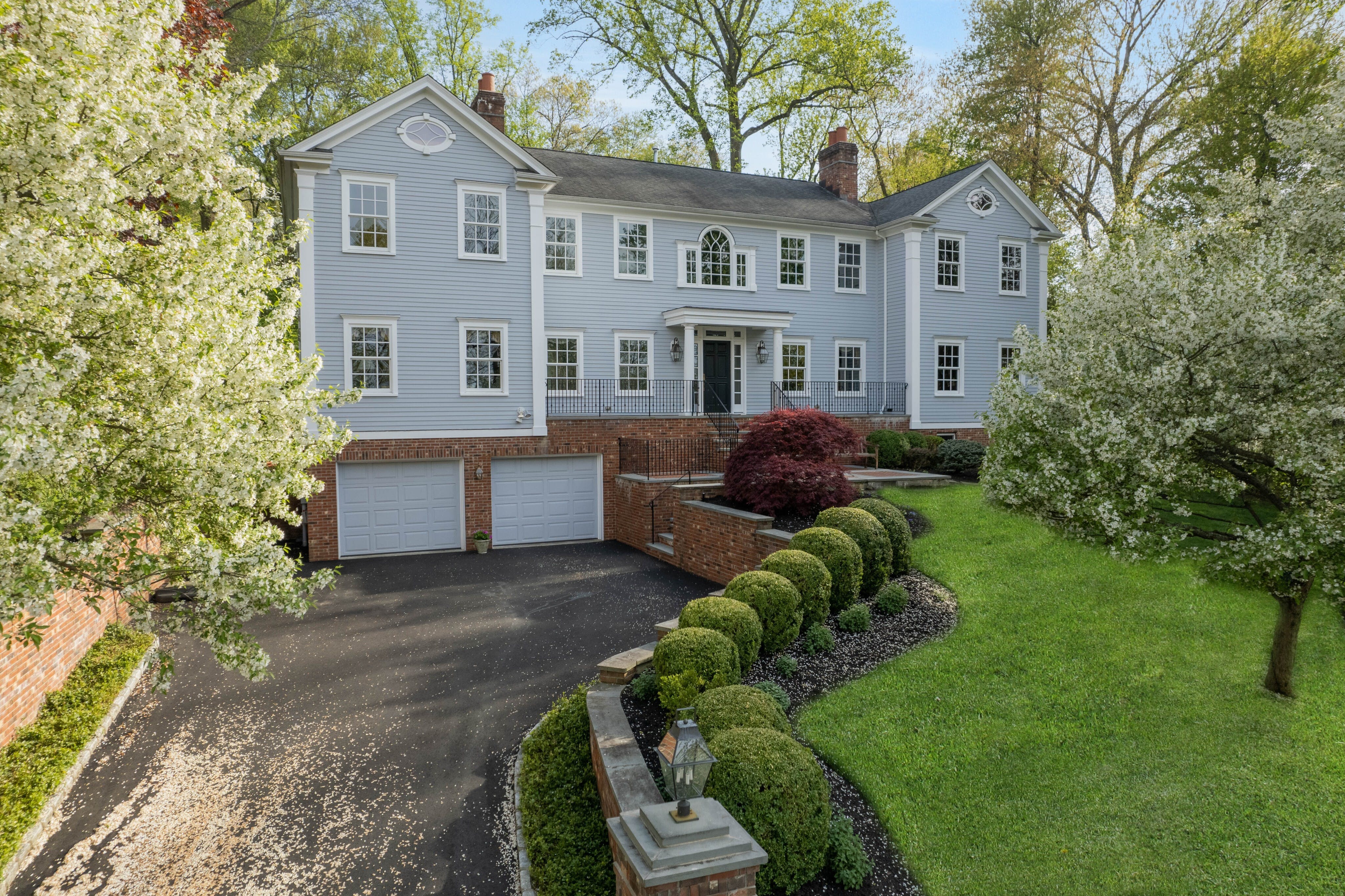 12 Deer Run Circle