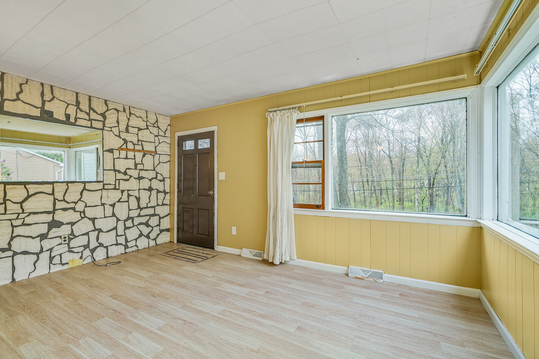 504 Atlas Road