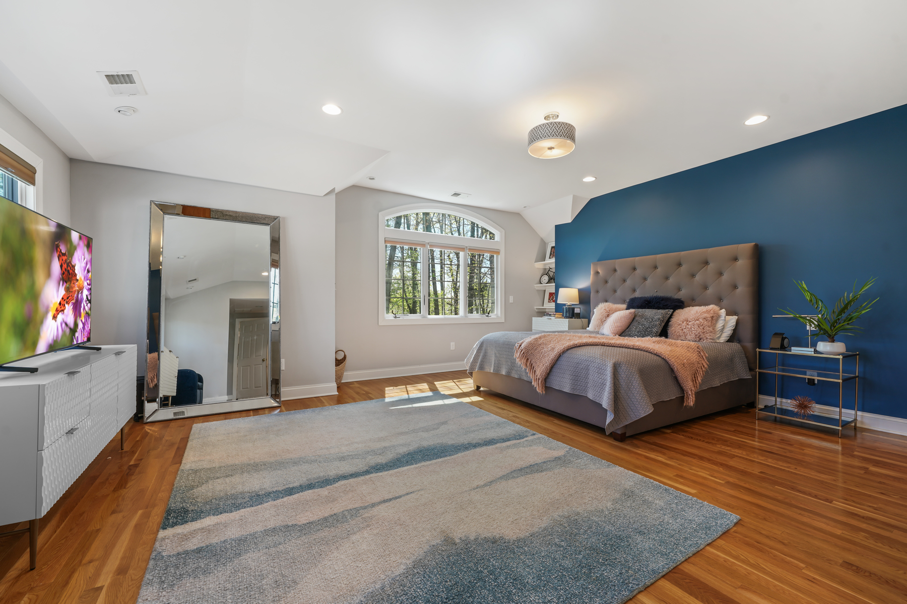 115 Slope Drive